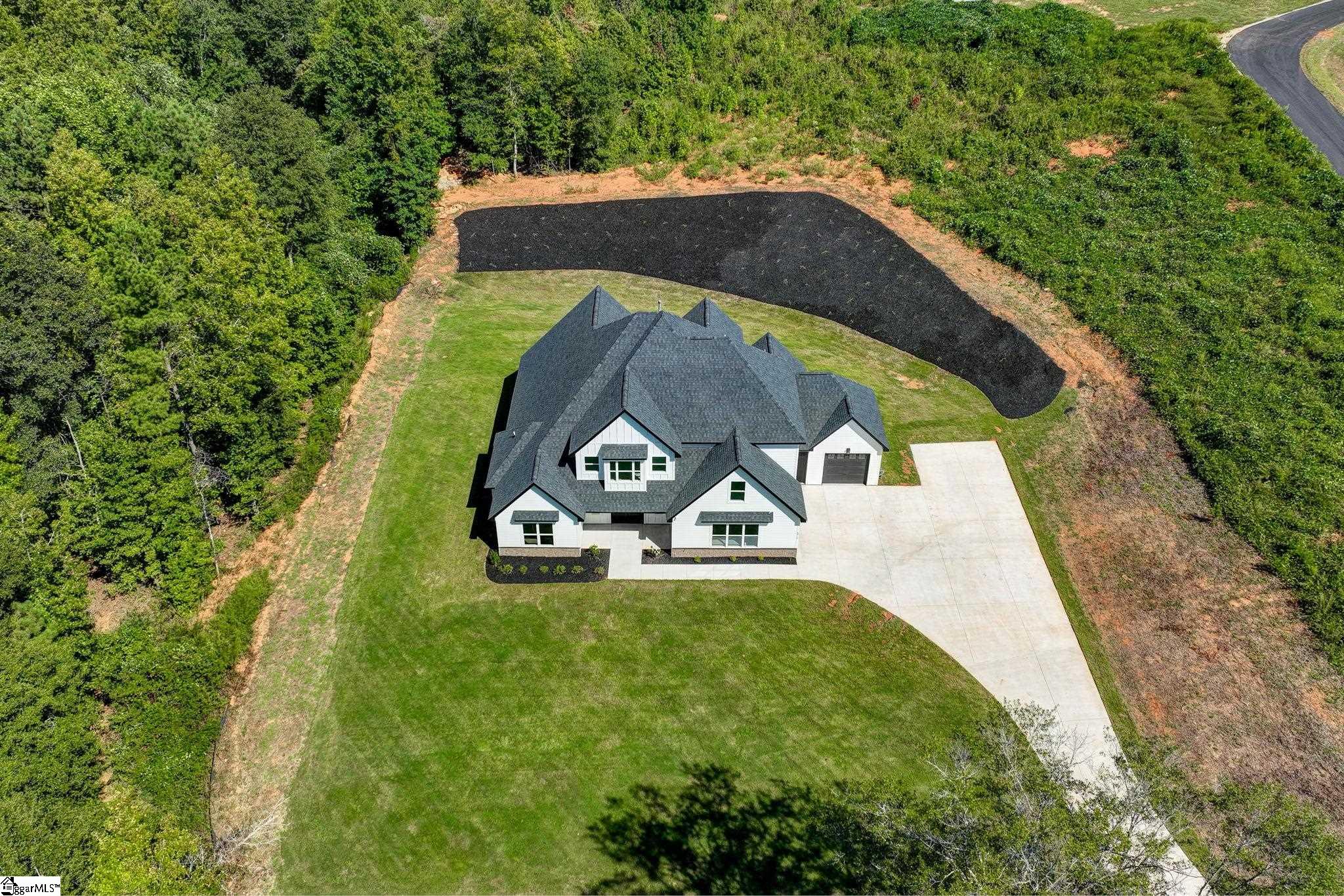 6910 Mountain View Road Taylors, SC 29687