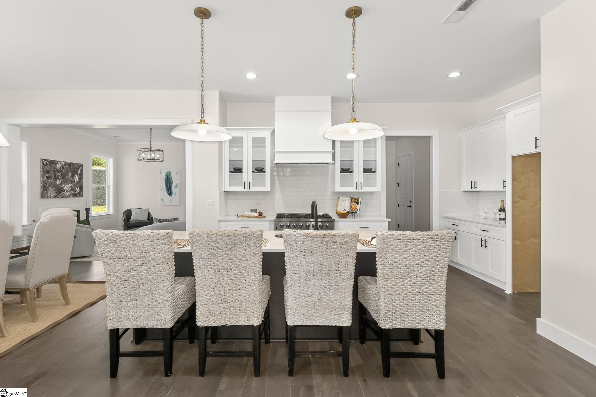 6910 Mountain View Road Taylors, SC 29687