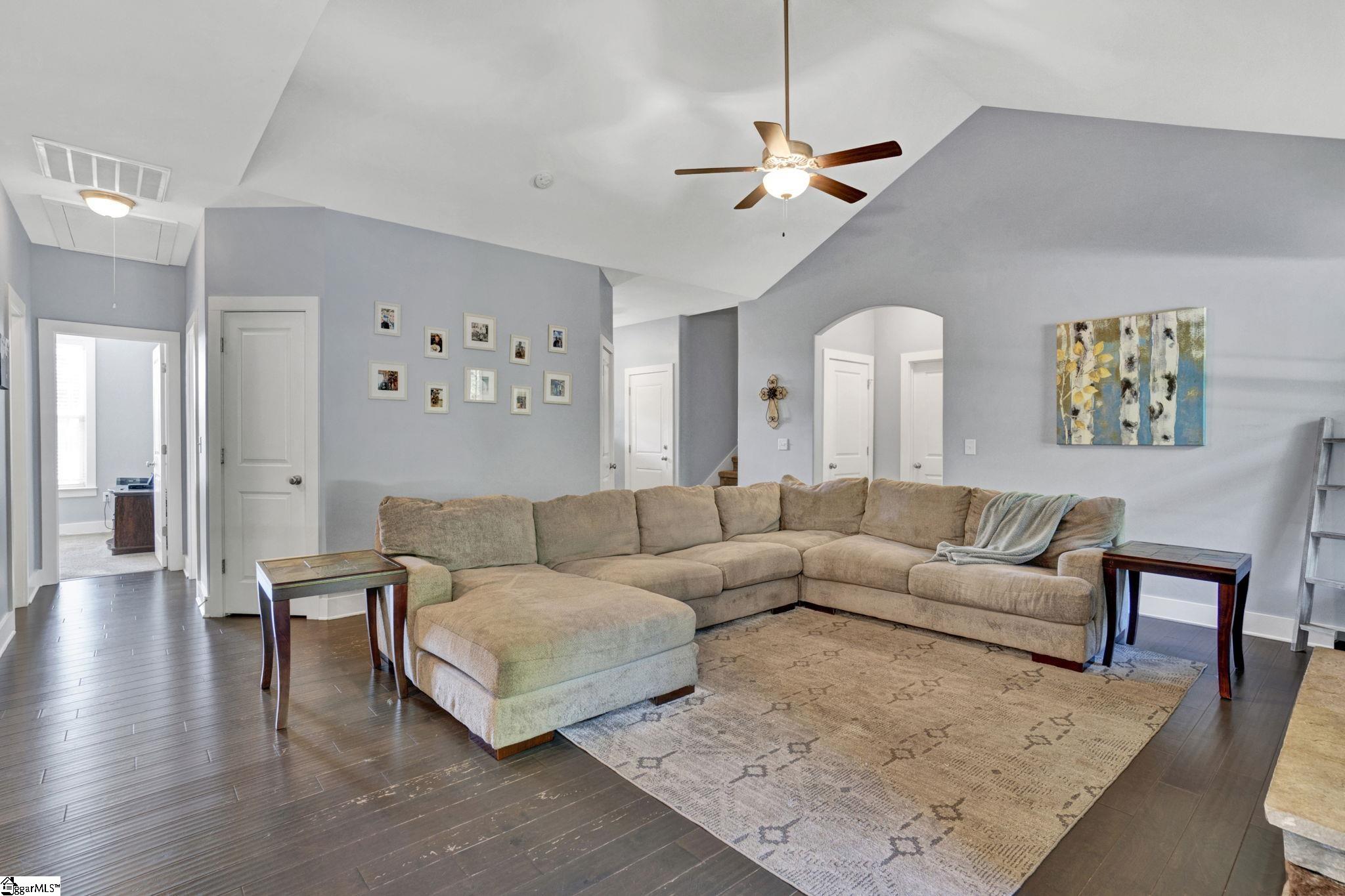 945 Garnet Circle Chesnee, SC 29323
