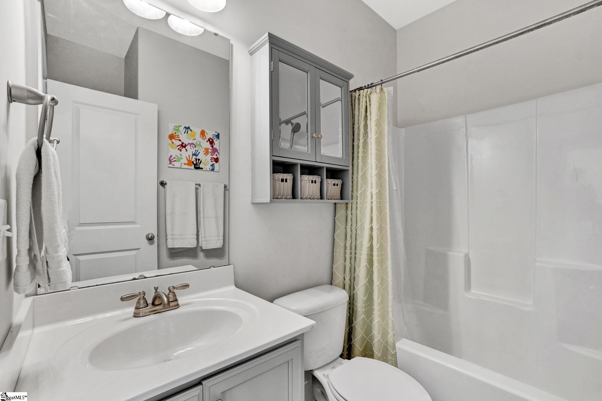 945 Garnet Circle Chesnee, SC 29323