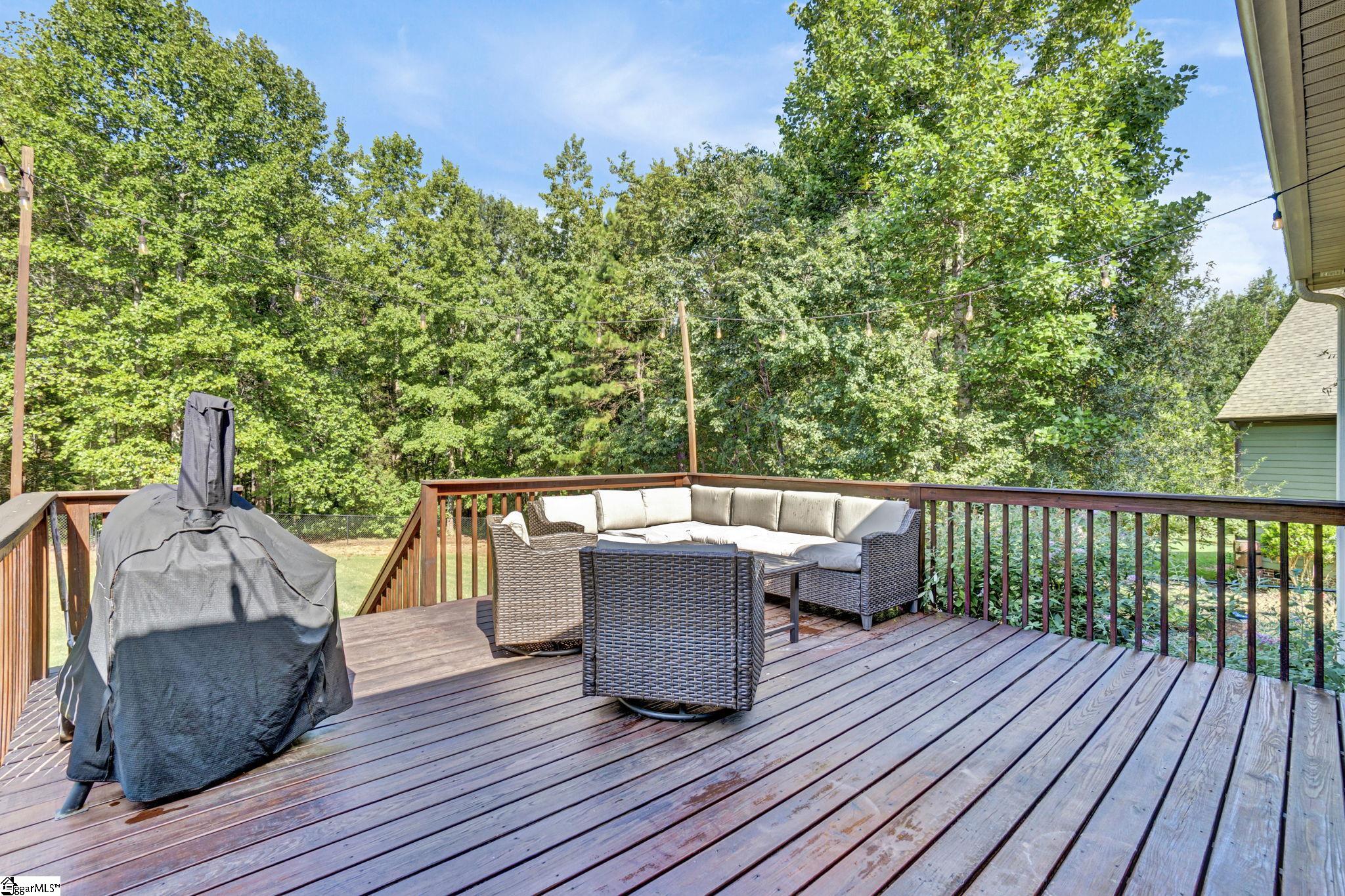 945 Garnet Circle Chesnee, SC 29323