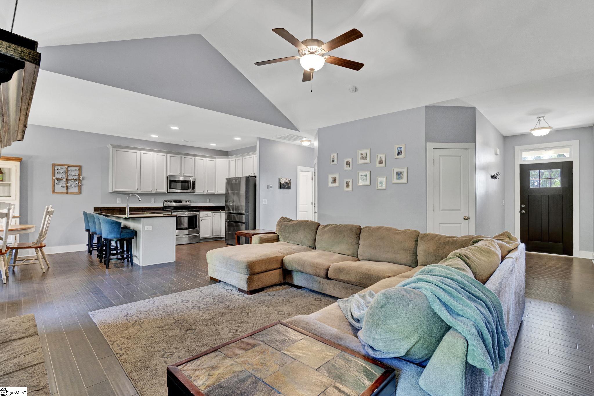945 Garnet Circle Chesnee, SC 29323