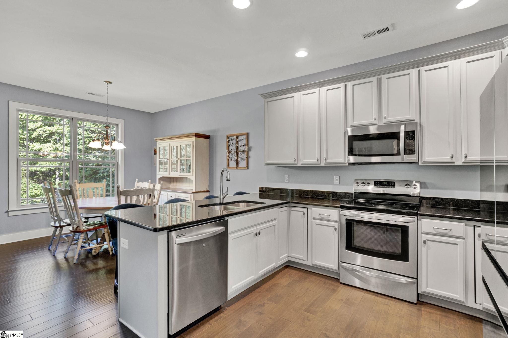 945 Garnet Circle Chesnee, SC 29323