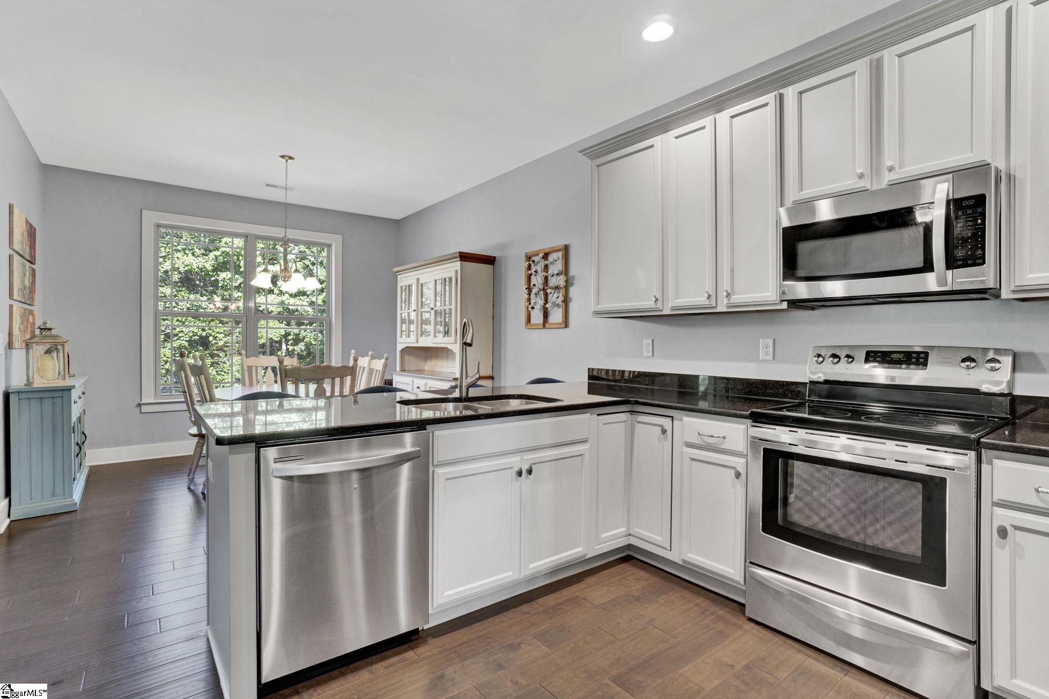 945 Garnet Circle Chesnee, SC 29323