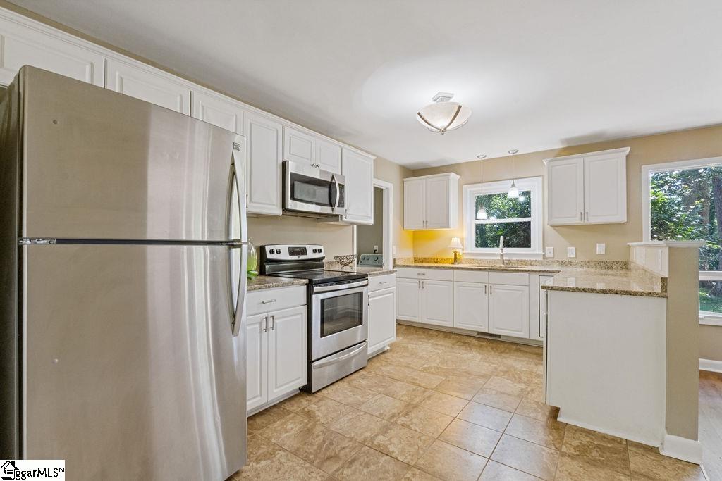 107 Wood Heights Avenue Taylors, SC 29687