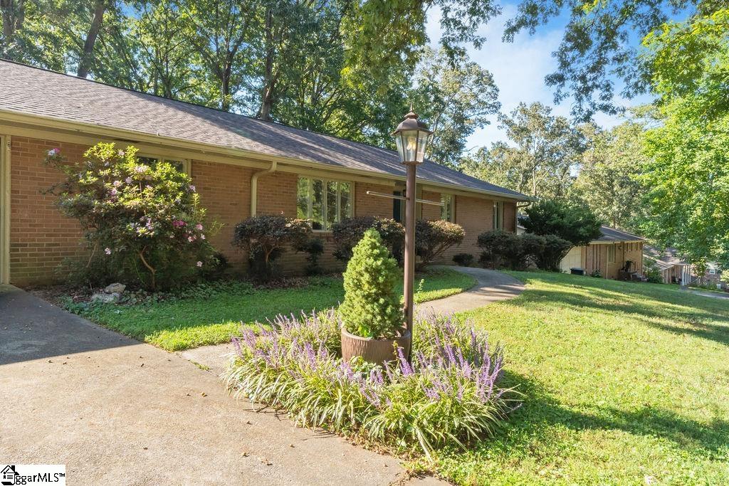 107 Wood Heights Avenue Taylors, SC 29687
