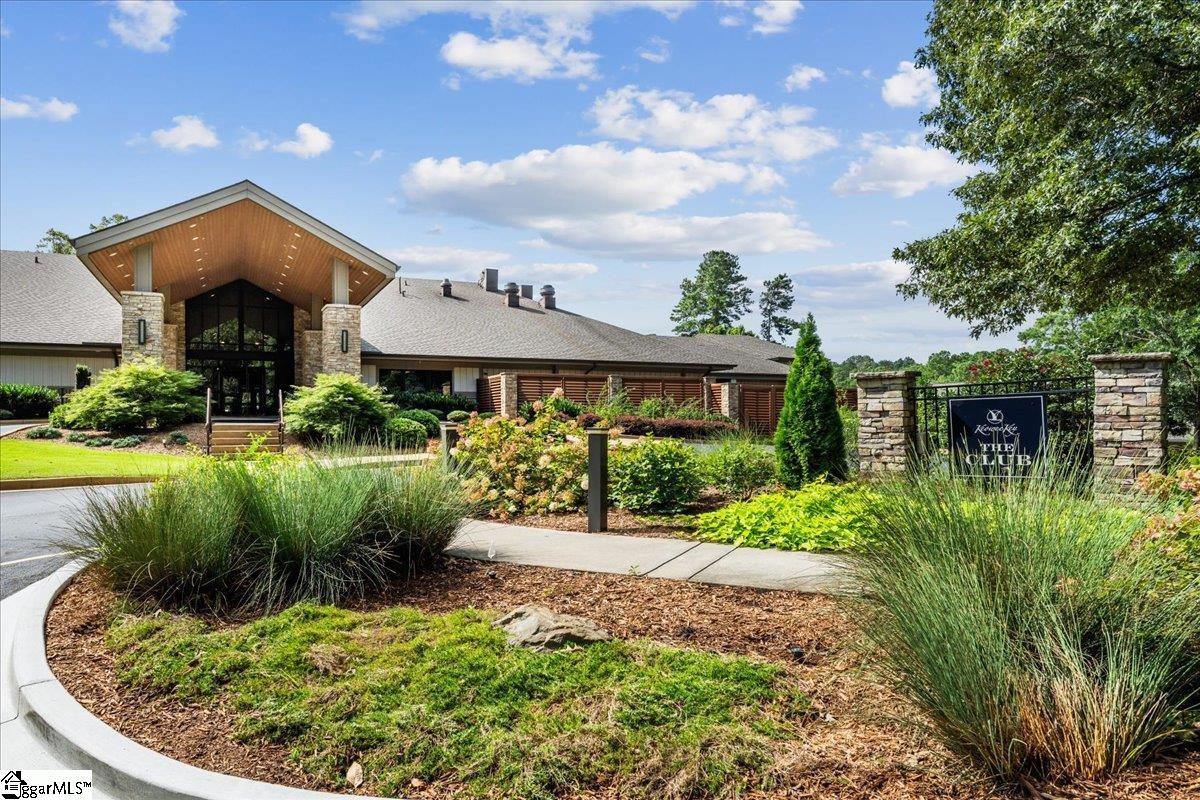 700 Captains Cove Court UNIT Unit 6 Salem, SC 29676