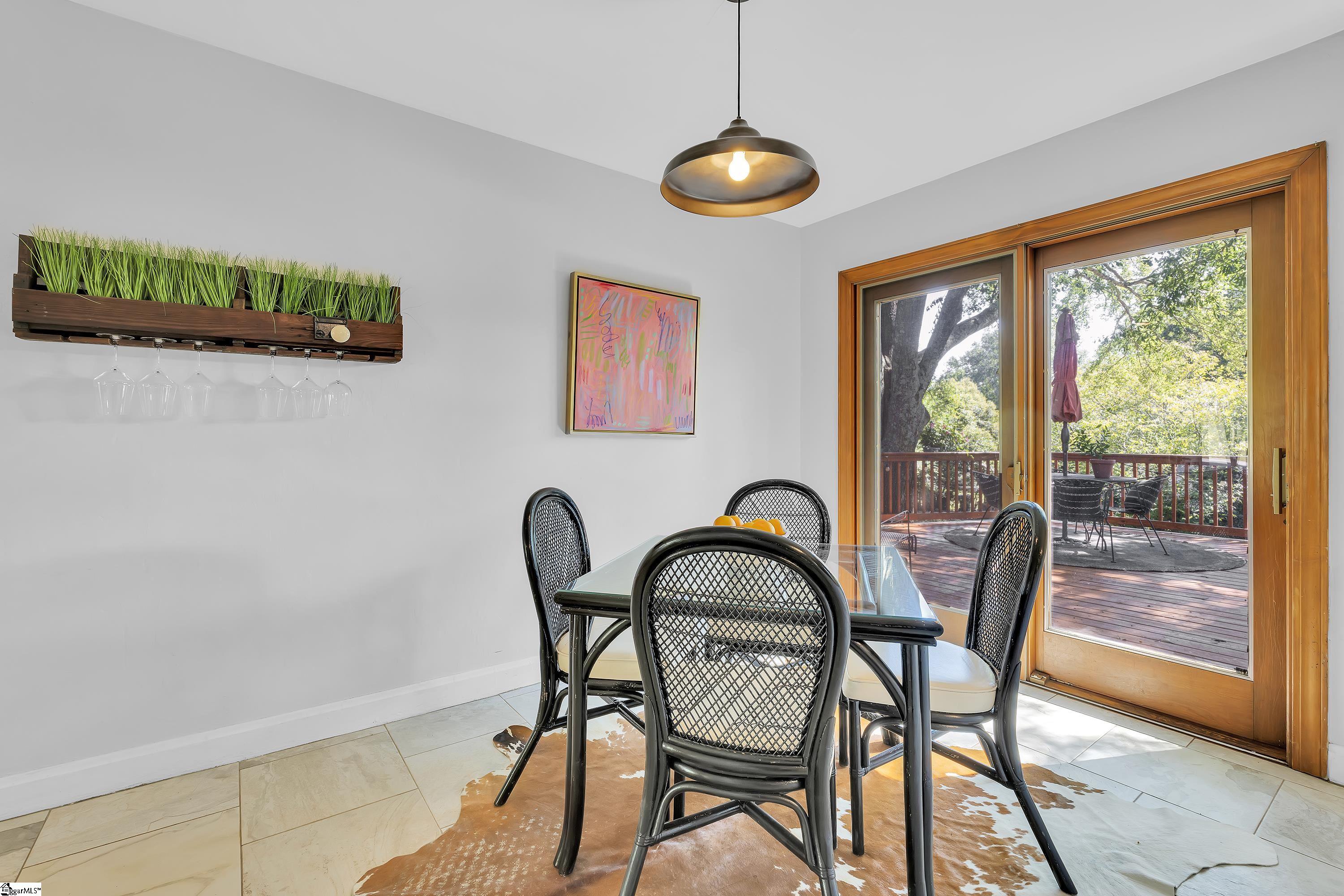 423 Willow Springs Drive Greenville, SC 29607