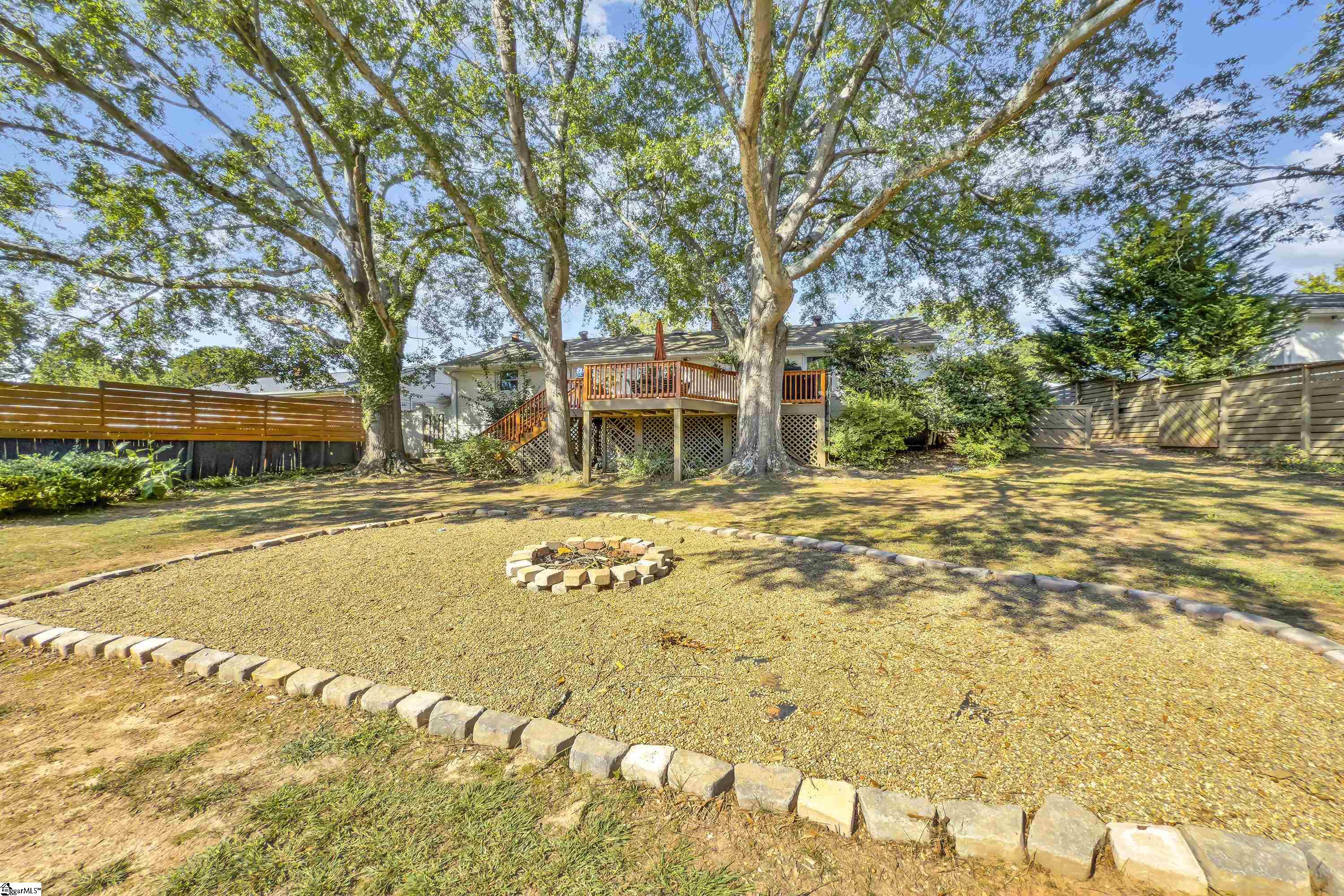 423 Willow Springs Drive Greenville, SC 29607