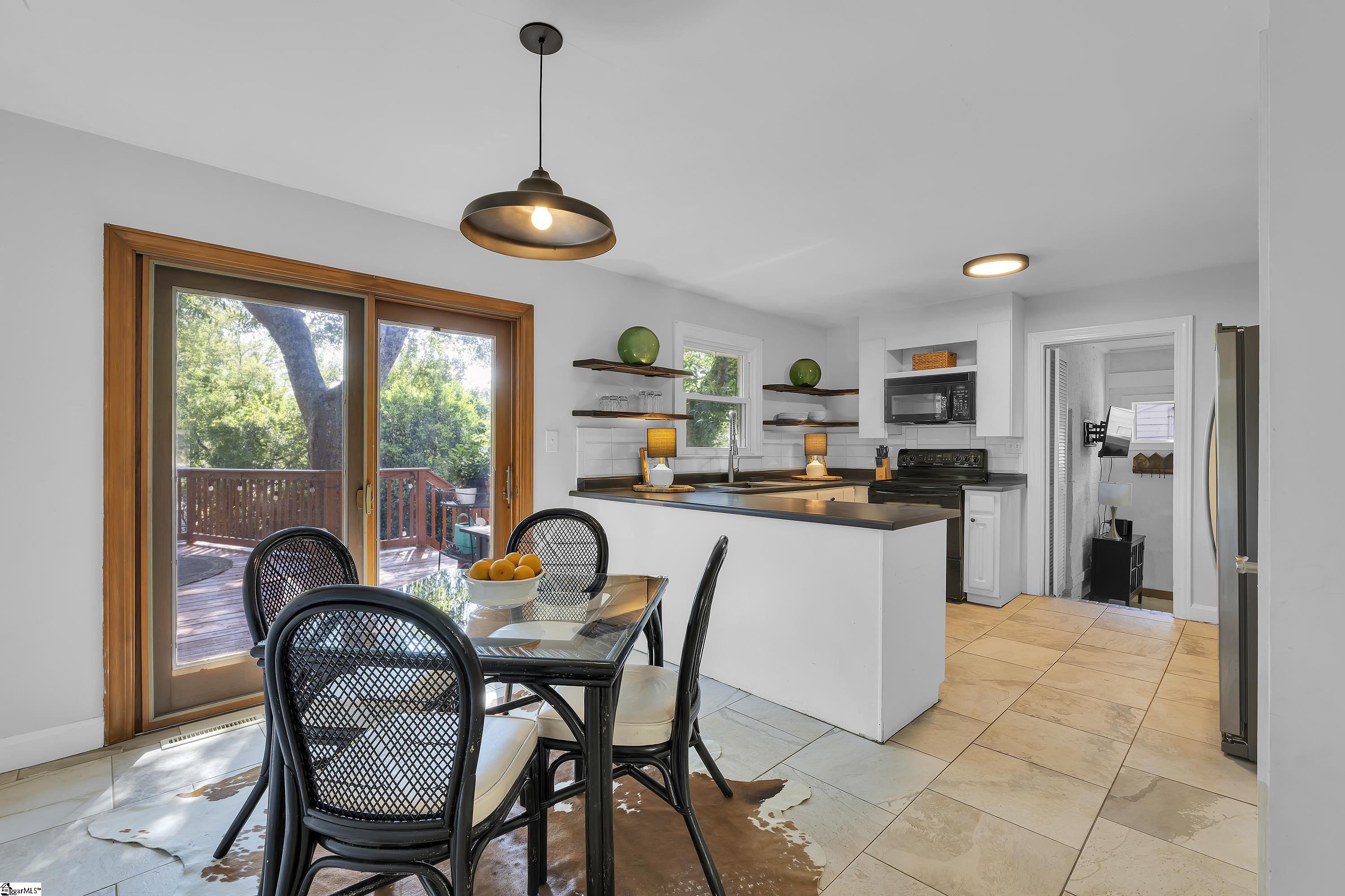 423 Willow Springs Drive Greenville, SC 29607