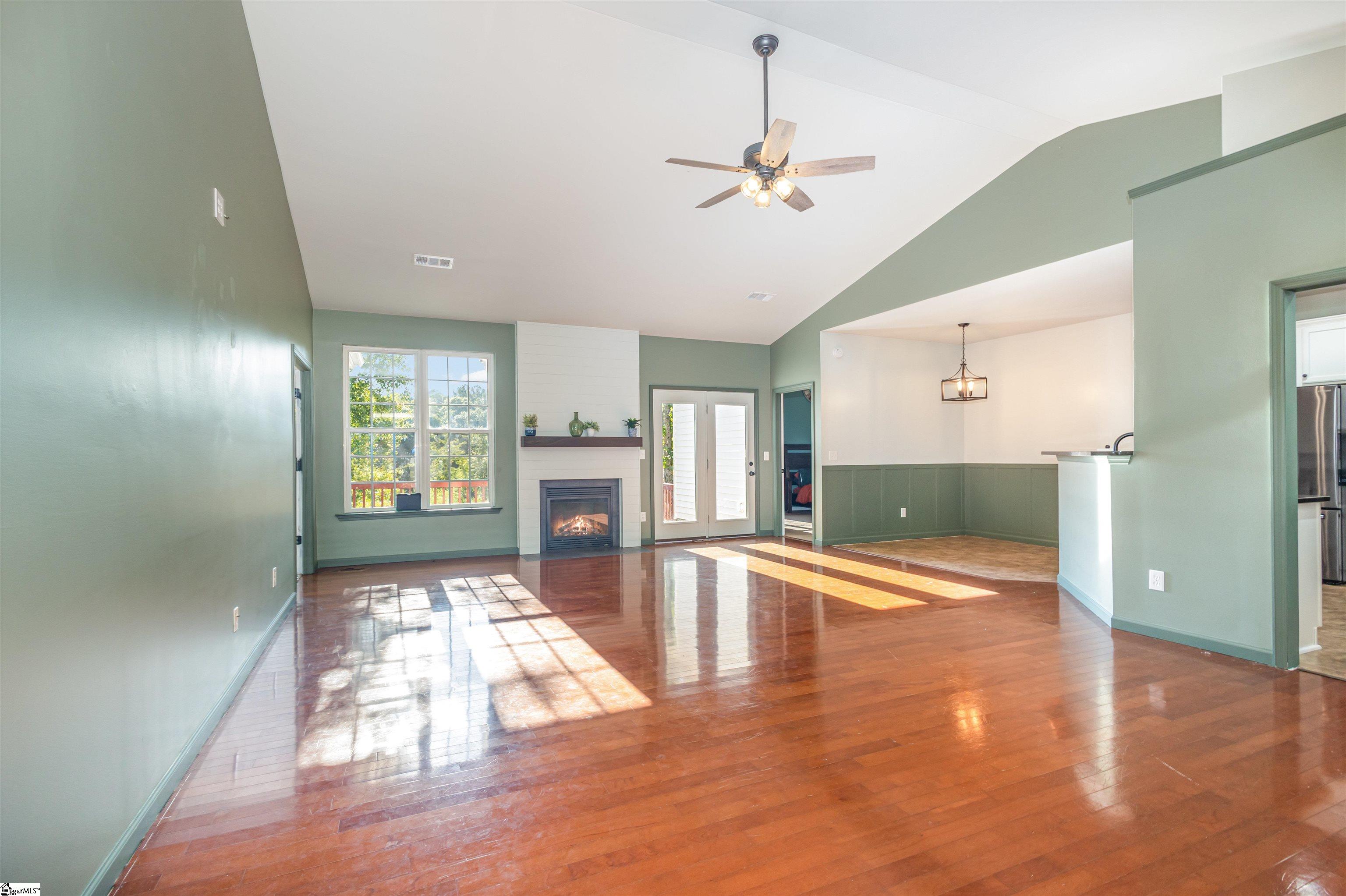 8 Mariscat Place Greenville, SC 29605