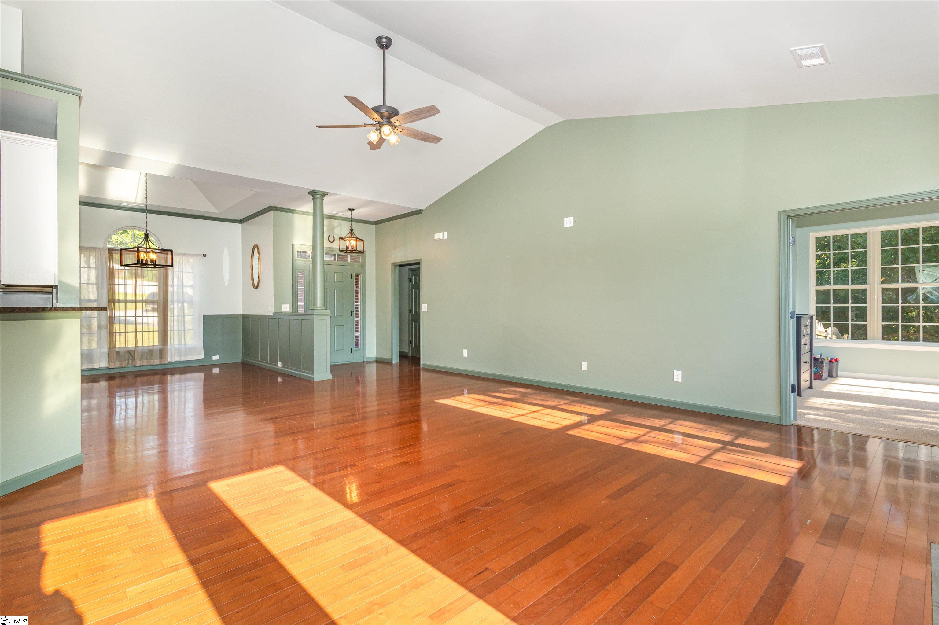 8 Mariscat Place Greenville, SC 29605