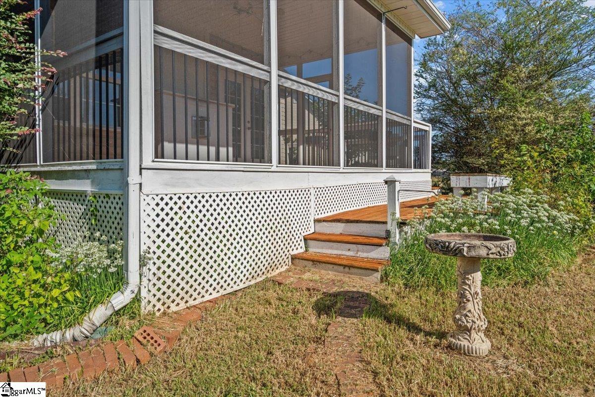 1073 Corrie Crest Drive Boiling Springs, SC 29316