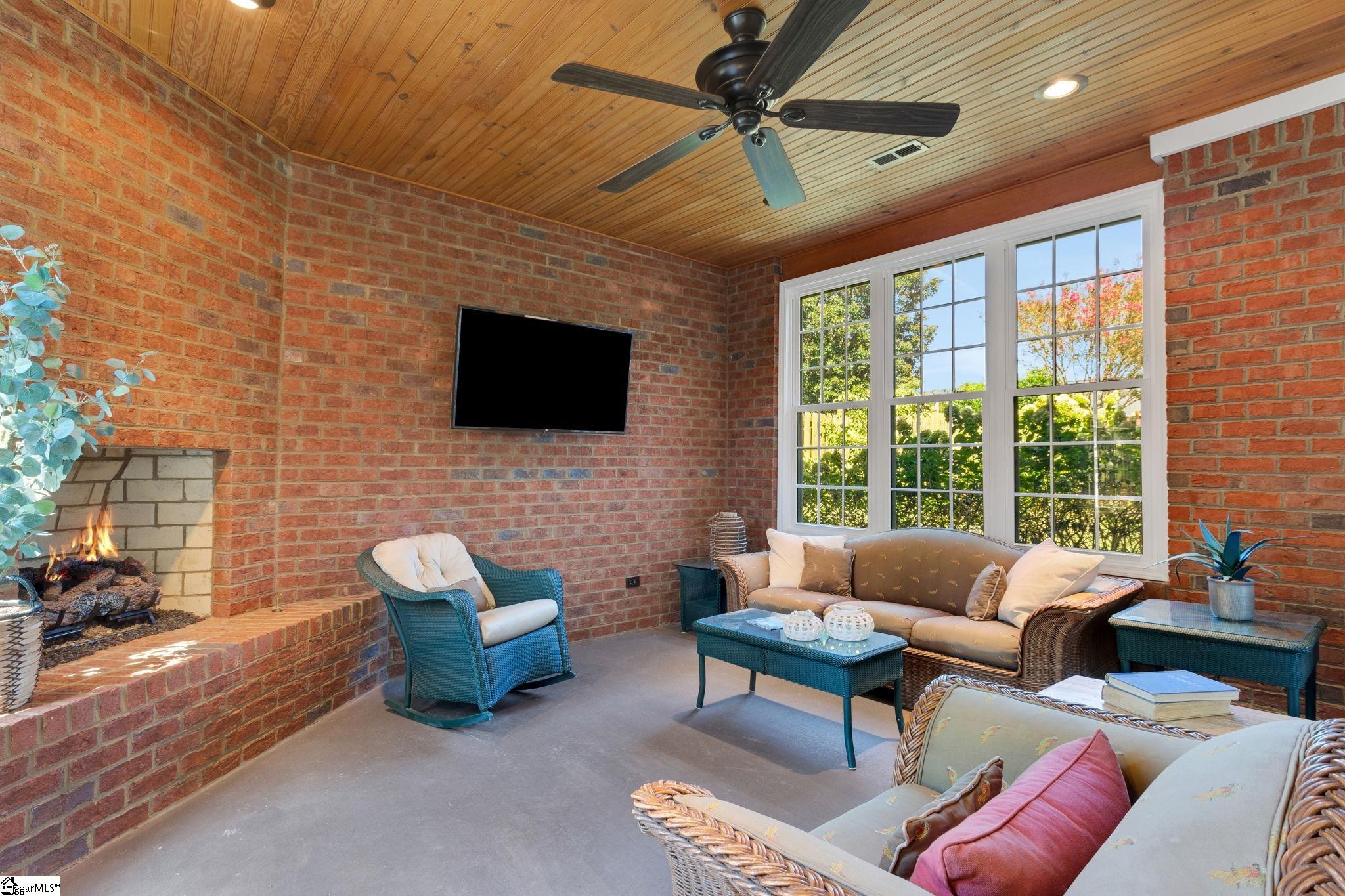 3 Toulouse Place Greenville, SC 29615