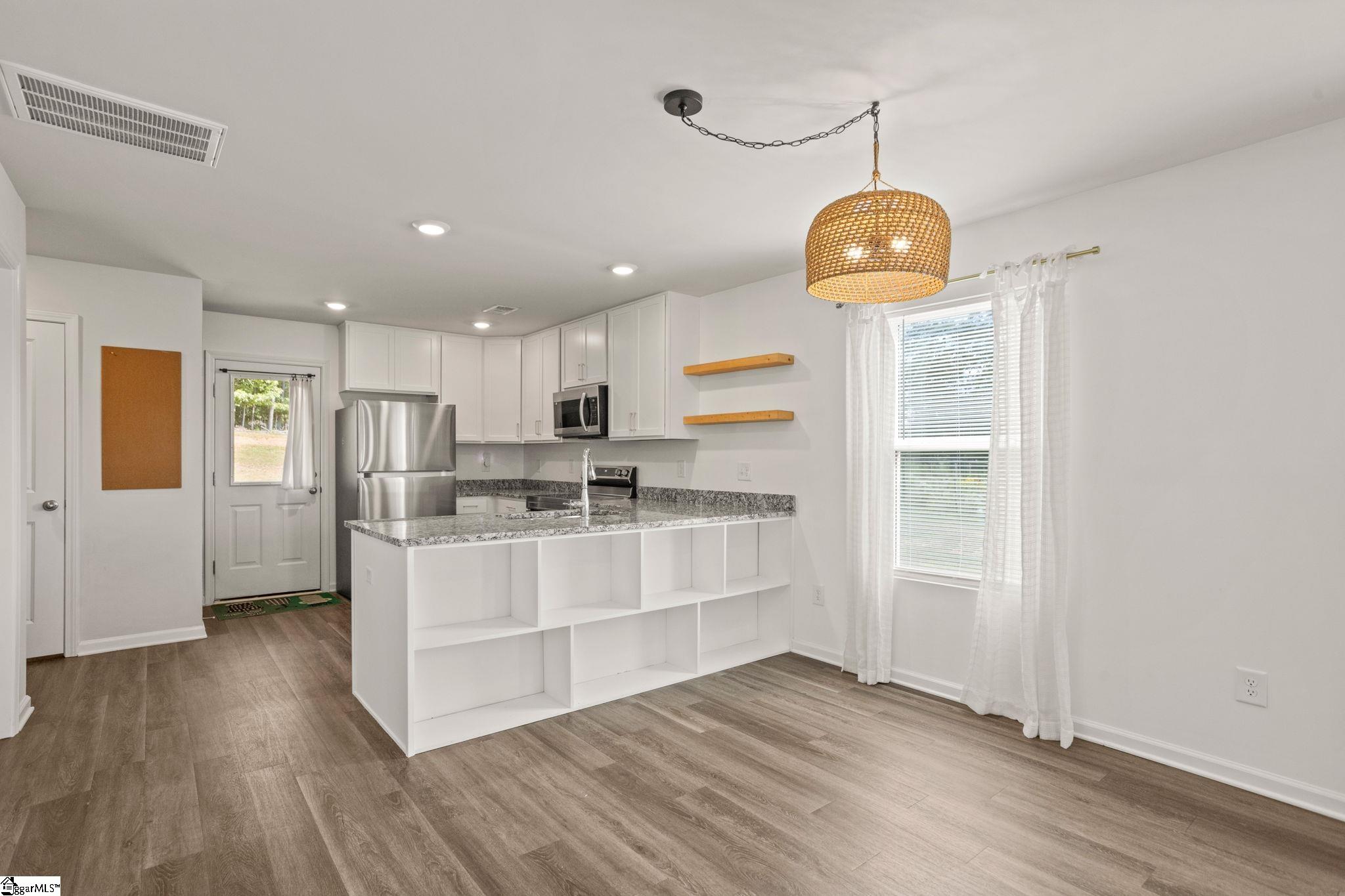 106 White Rapids Way Greenville, SC 29617