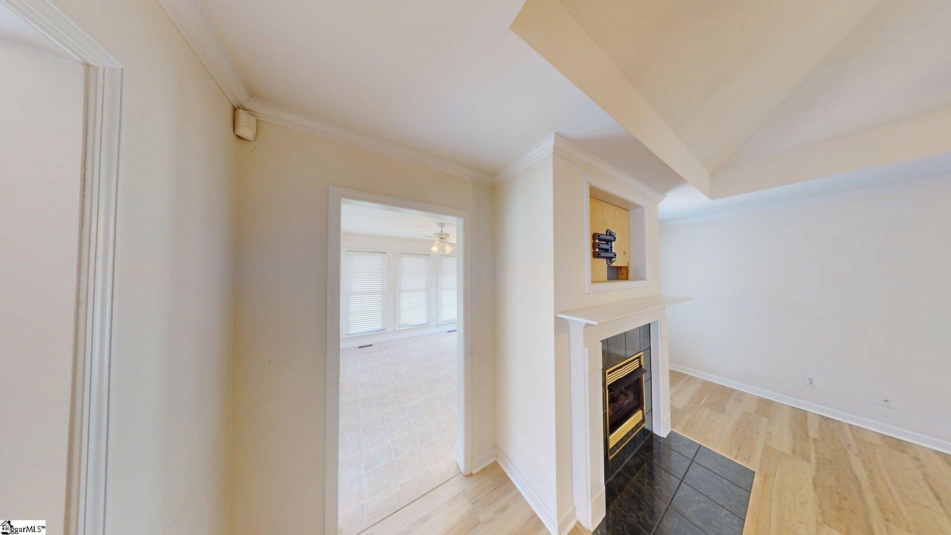 1018 Knollwood Acres Road Boiling Springs, SC 29316