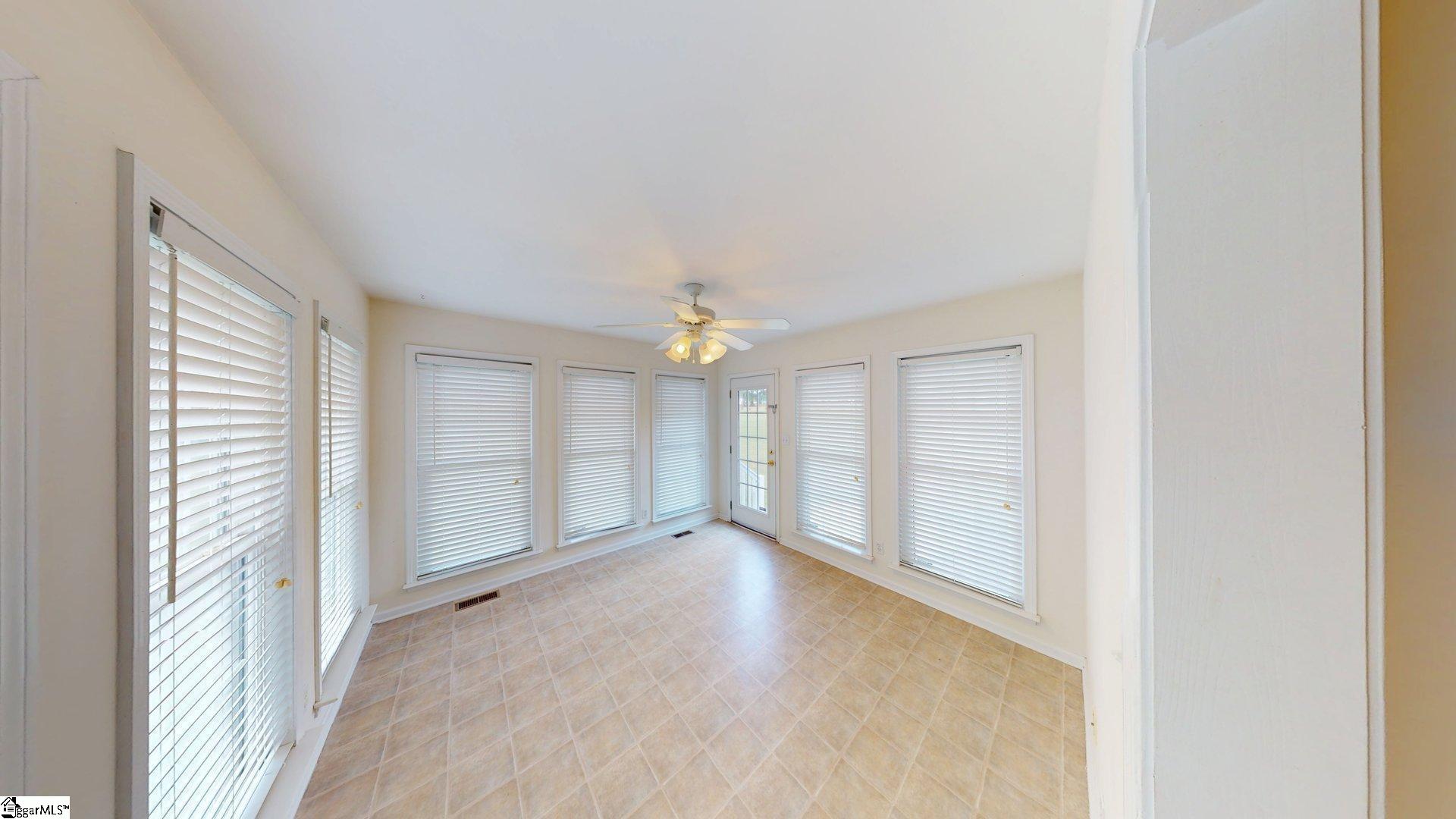 1018 Knollwood Acres Road Boiling Springs, SC 29316