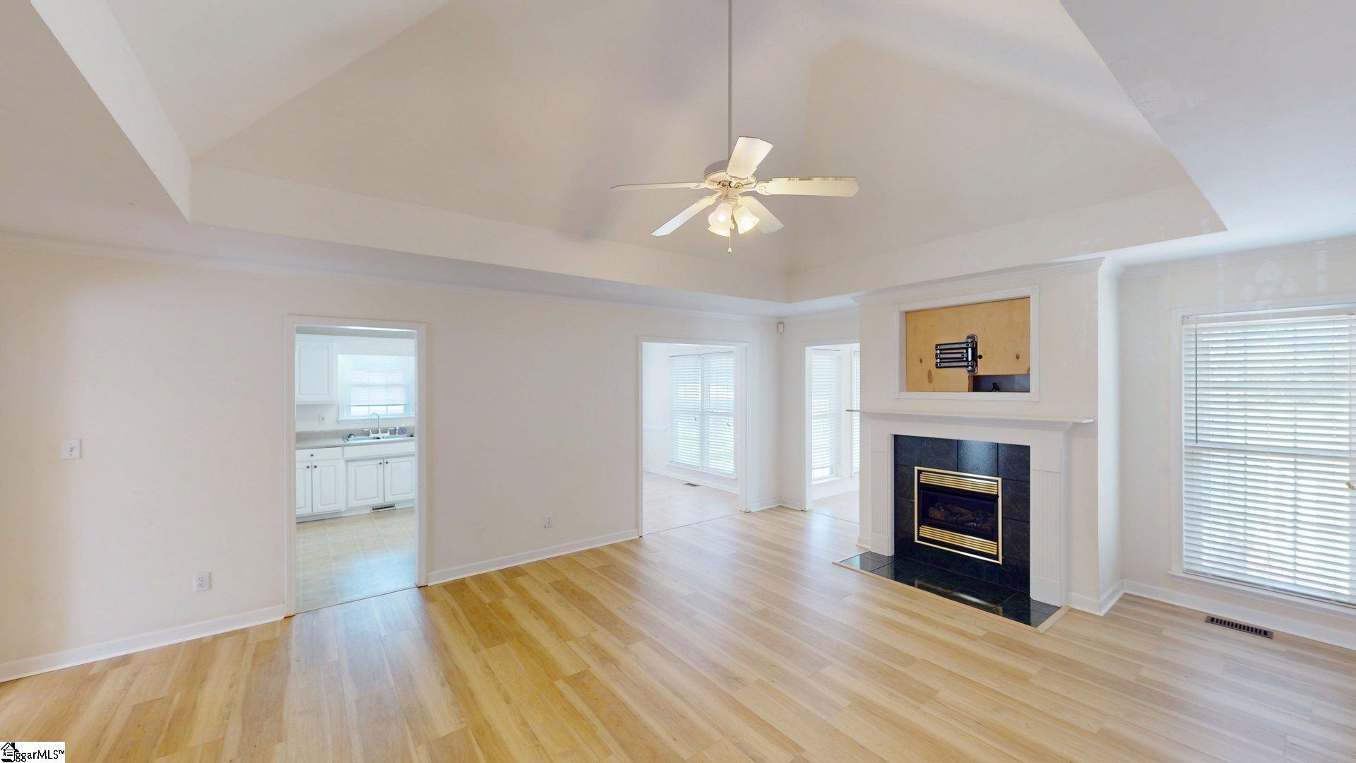 1018 Knollwood Acres Road Boiling Springs, SC 29316