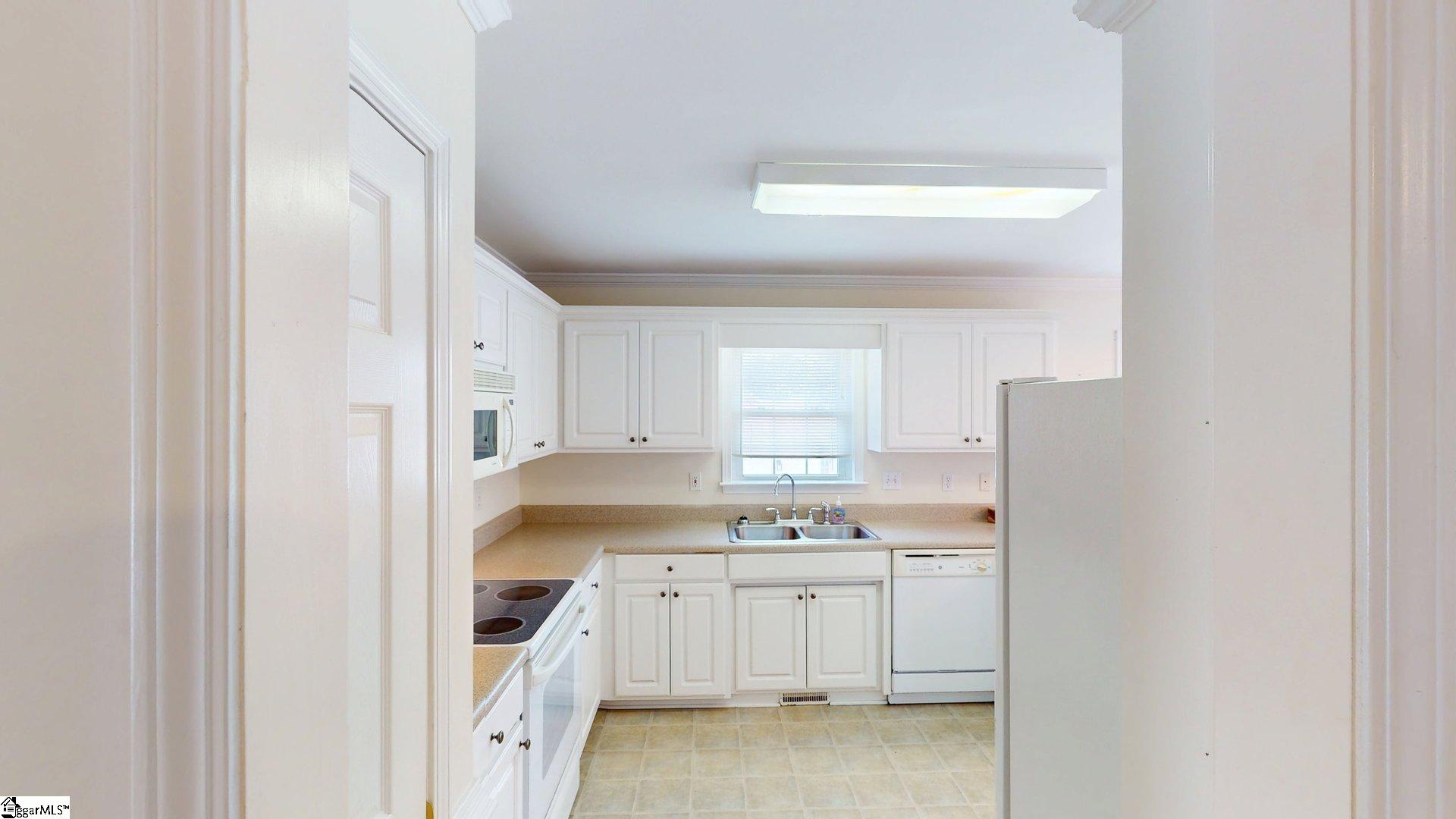 1018 Knollwood Acres Road Boiling Springs, SC 29316