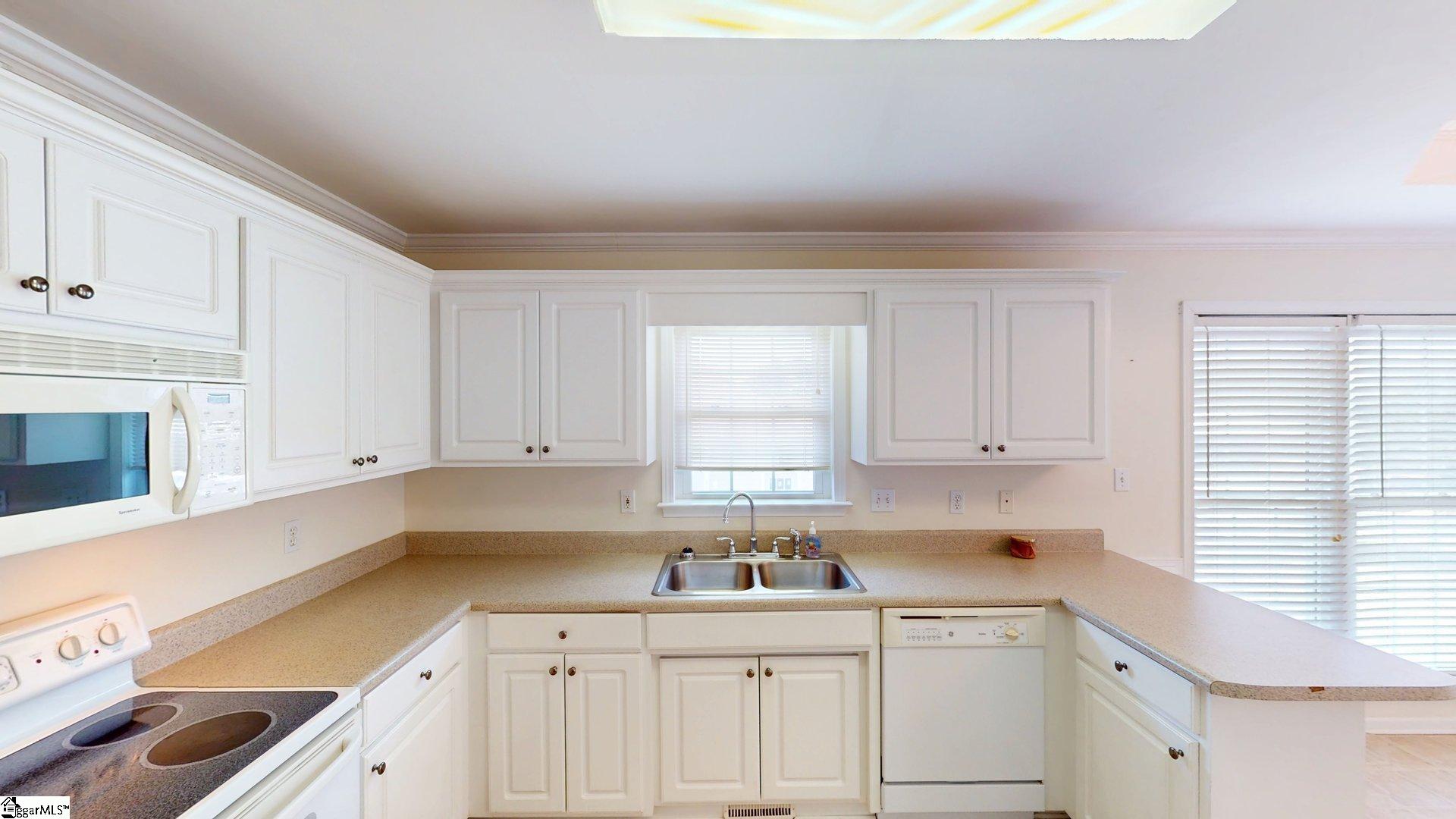 1018 Knollwood Acres Road Boiling Springs, SC 29316
