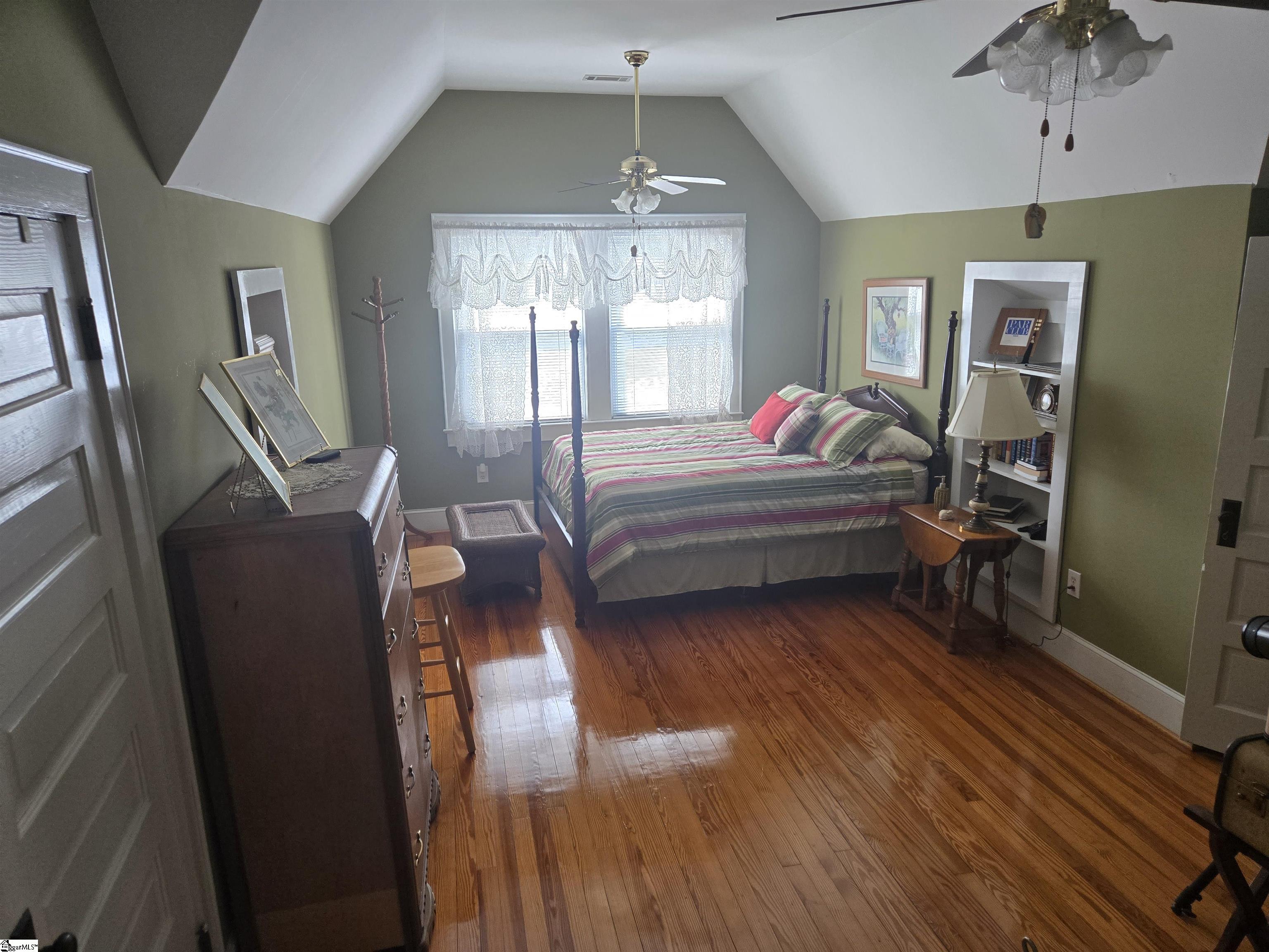 711 Ne Main Street Easley, SC 29640
