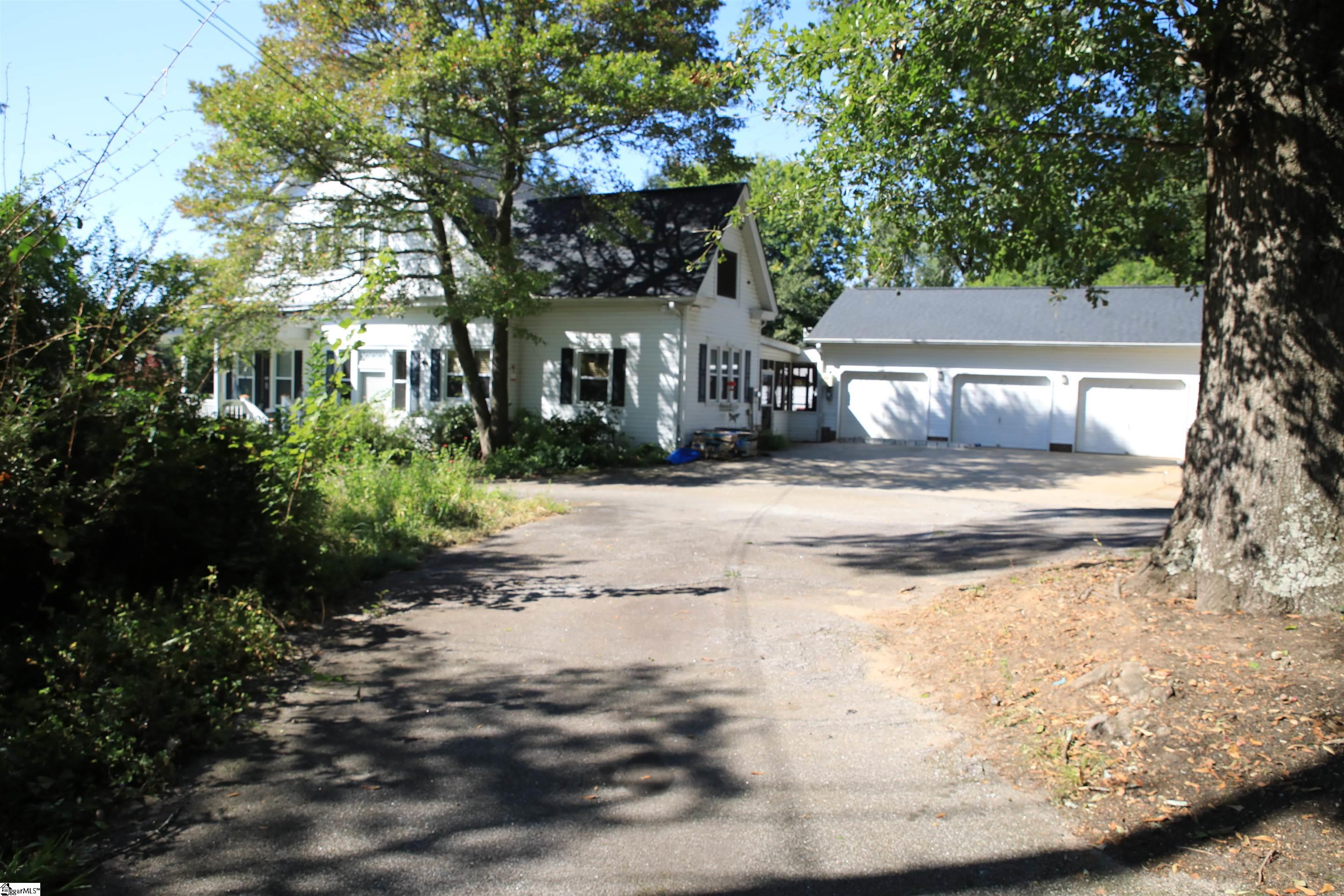 711 Ne Main Street Easley, SC 29640