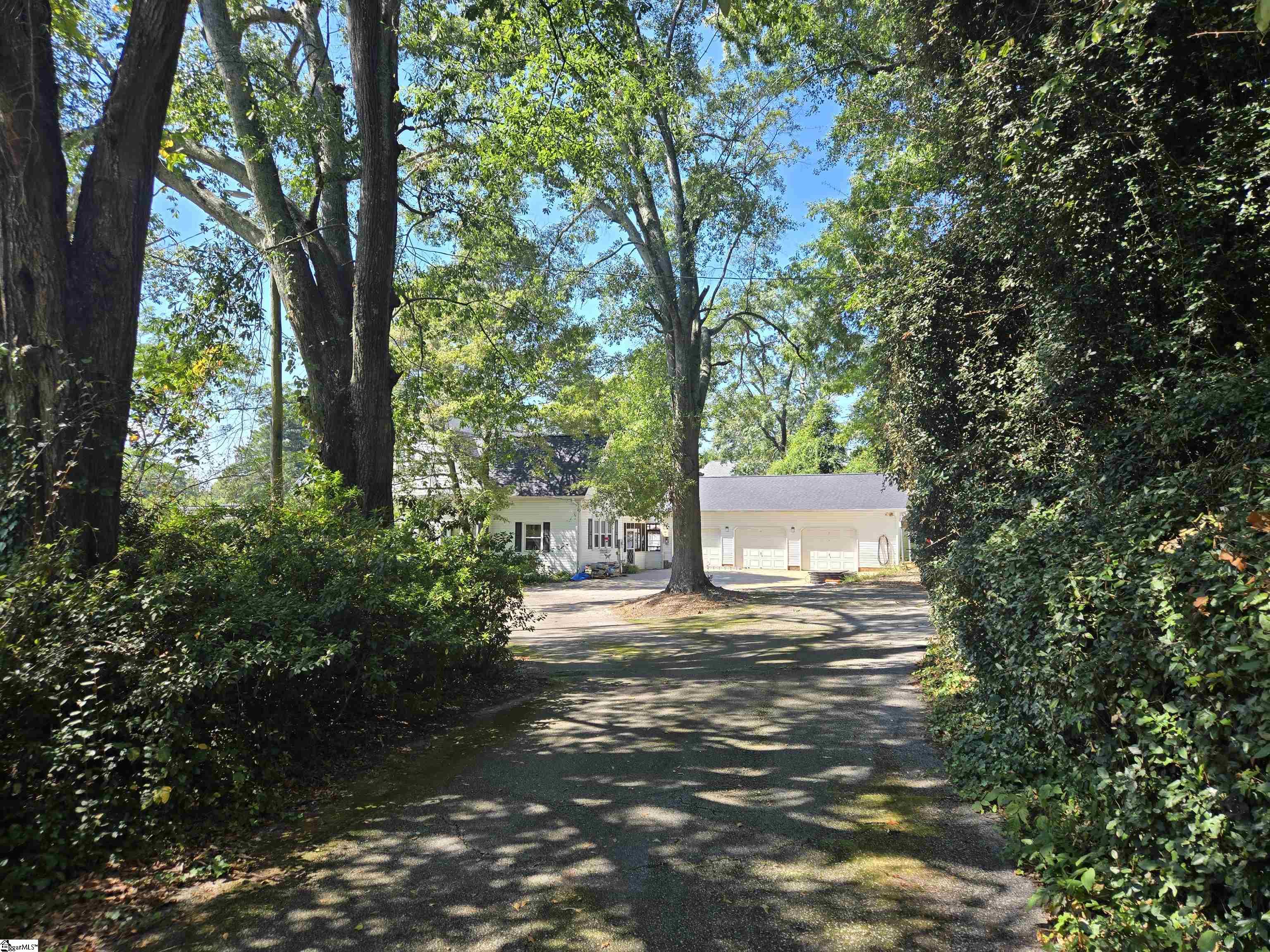 711 Ne Main Street Easley, SC 29640