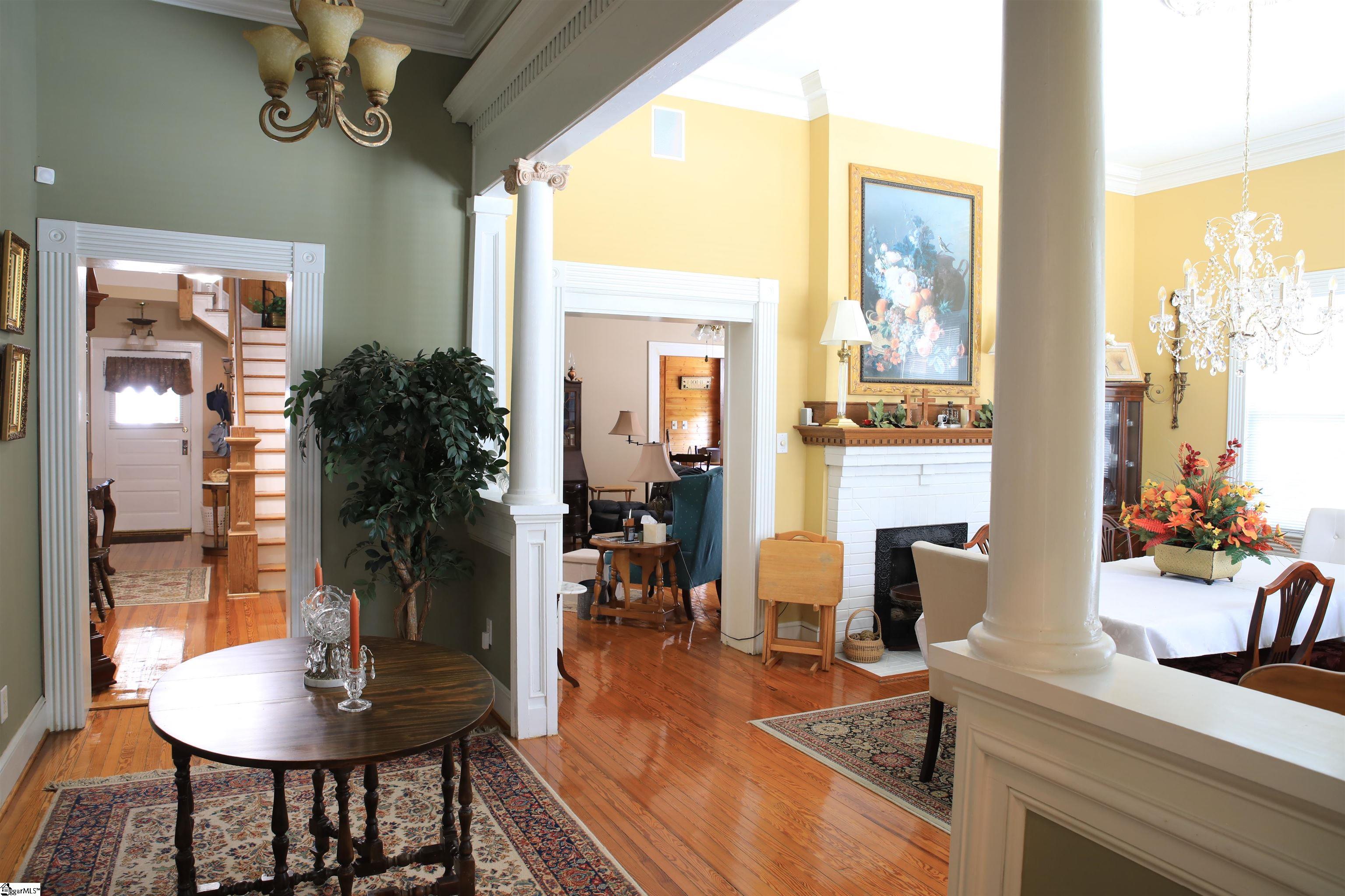 711 Ne Main Street Easley, SC 29640