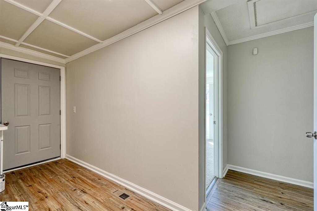 7 Ross Street Greenville, SC 29611