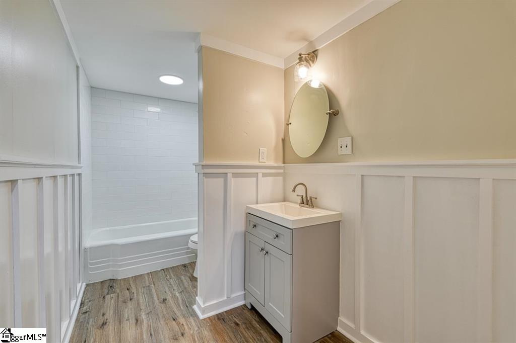 7 Ross Street Greenville, SC 29611