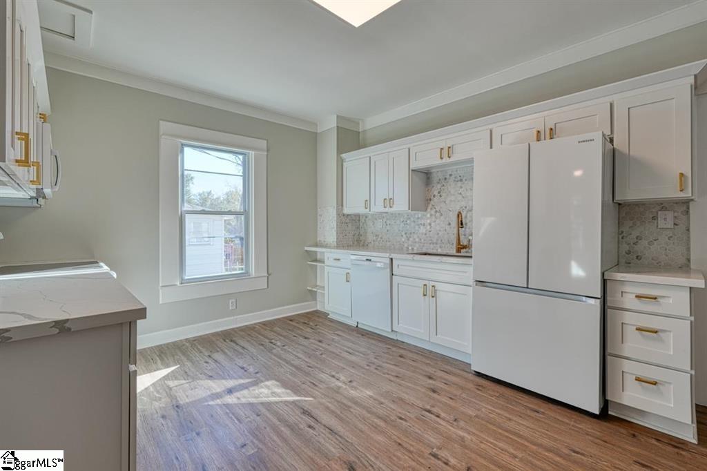 7 Ross Street Greenville, SC 29611