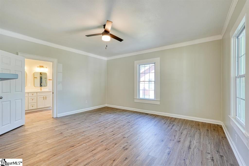 7 Ross Street Greenville, SC 29611