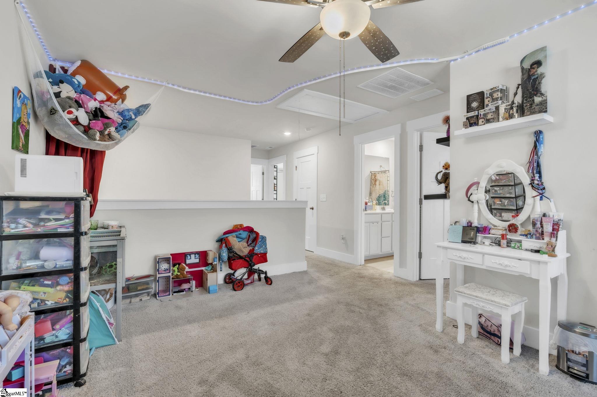 351 Pewter Circle Simpsonville, SC 29680