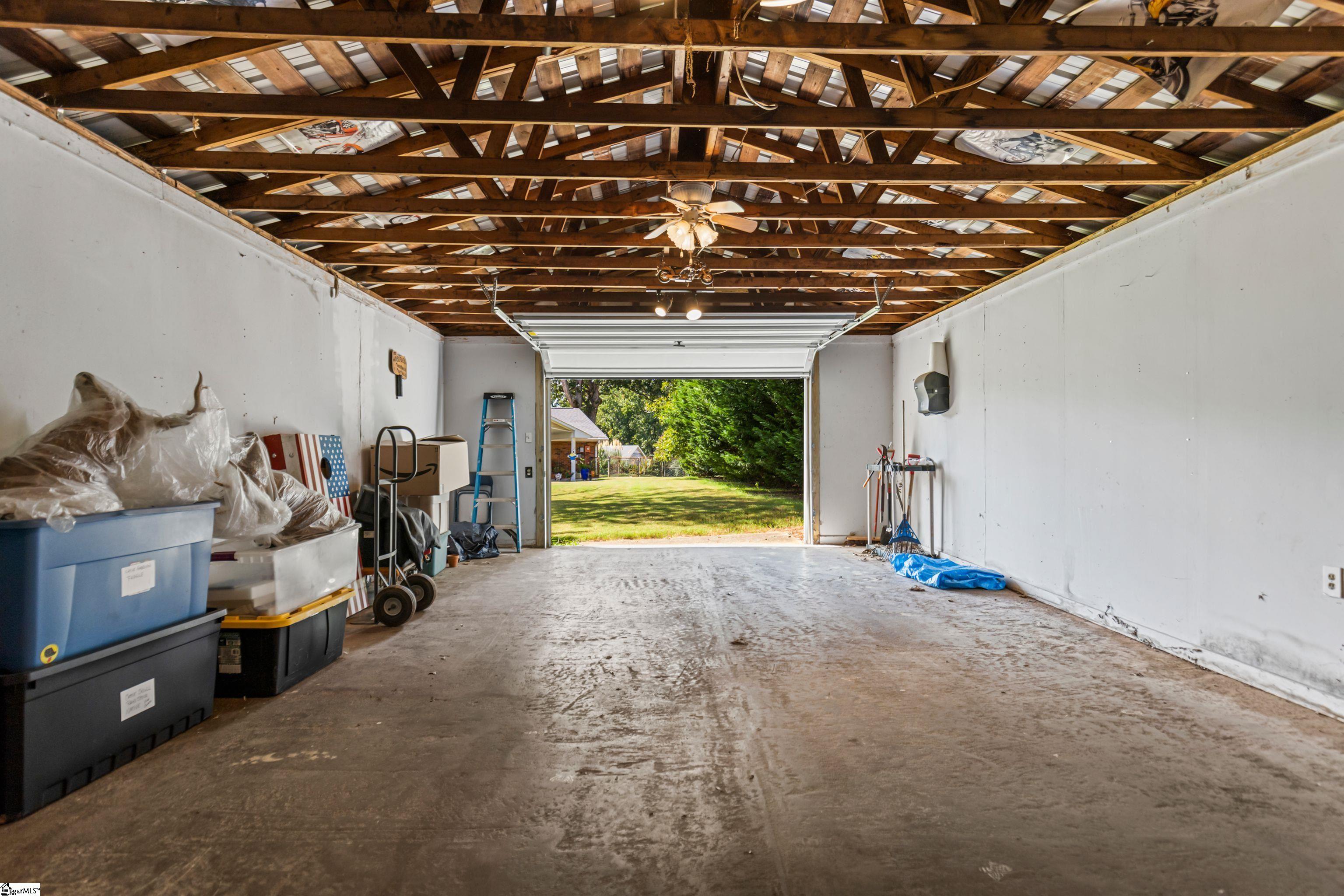 207 Green Ridge Drive Moore, SC 29369