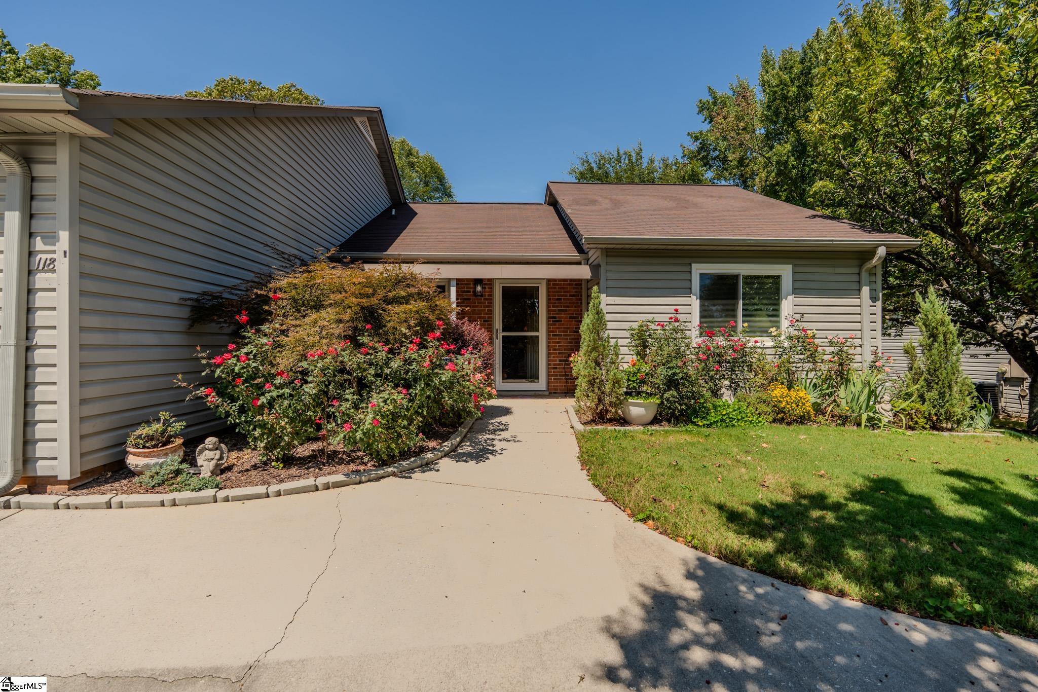 118 N Woodgreen Way Greenville, SC 29615