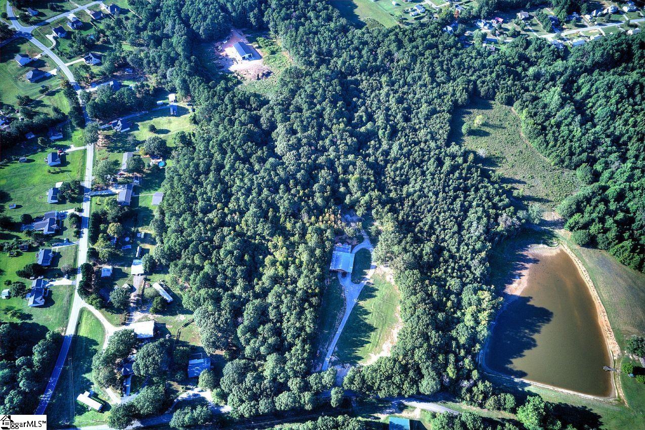 404 Stone Road Williamston, SC 29697
