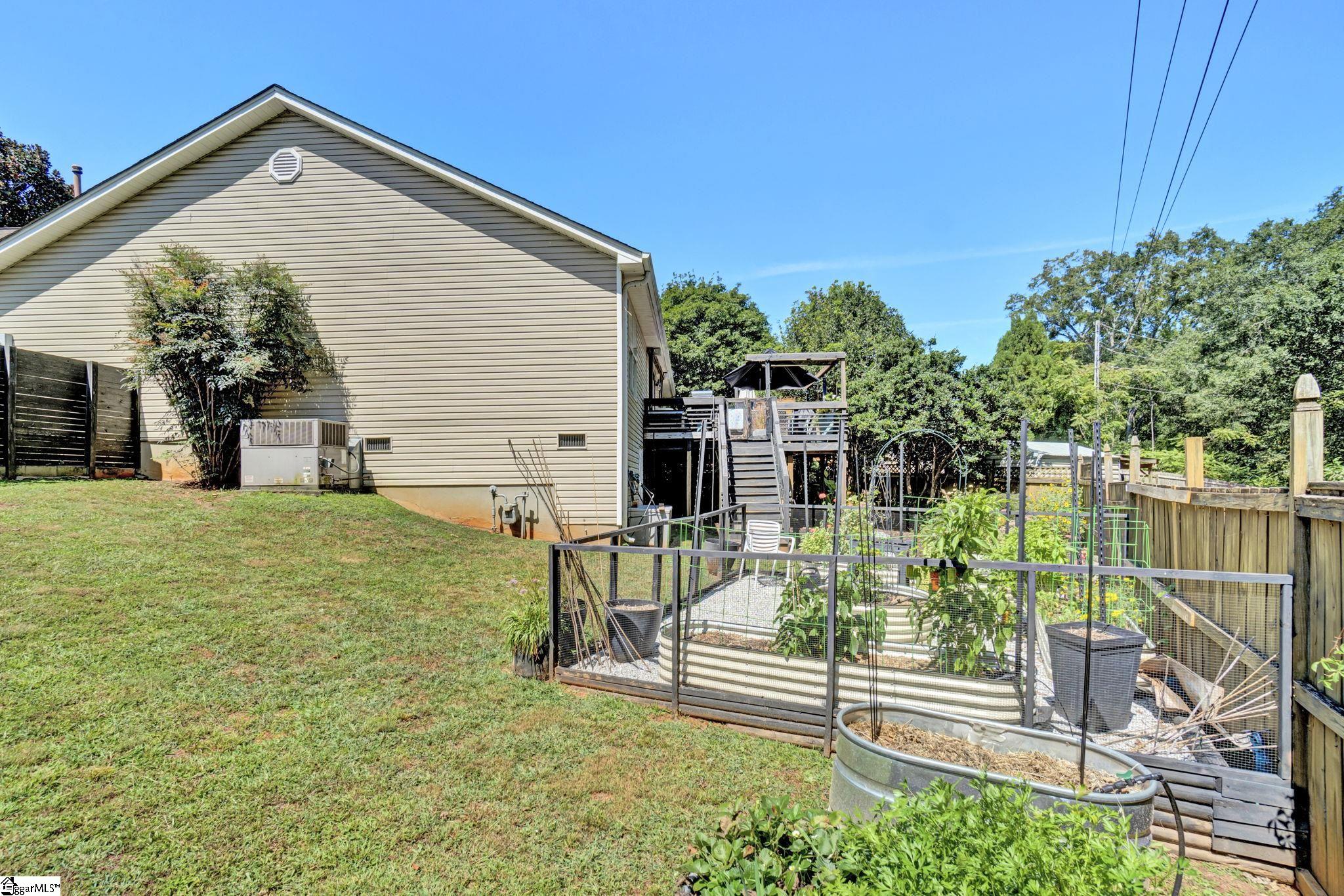 5 Rutgers Way Mauldin, SC 29662