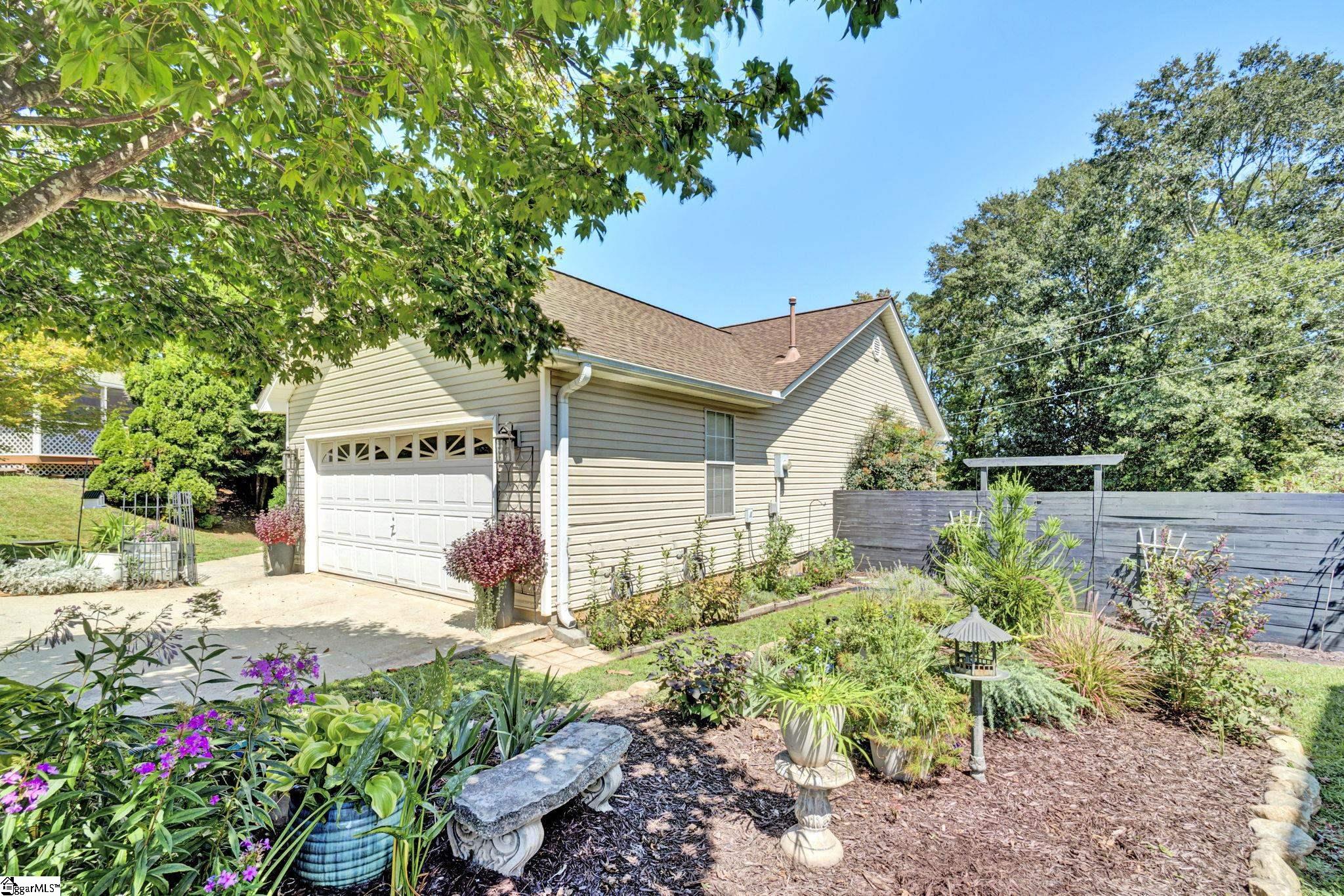 5 Rutgers Way Mauldin, SC 29662