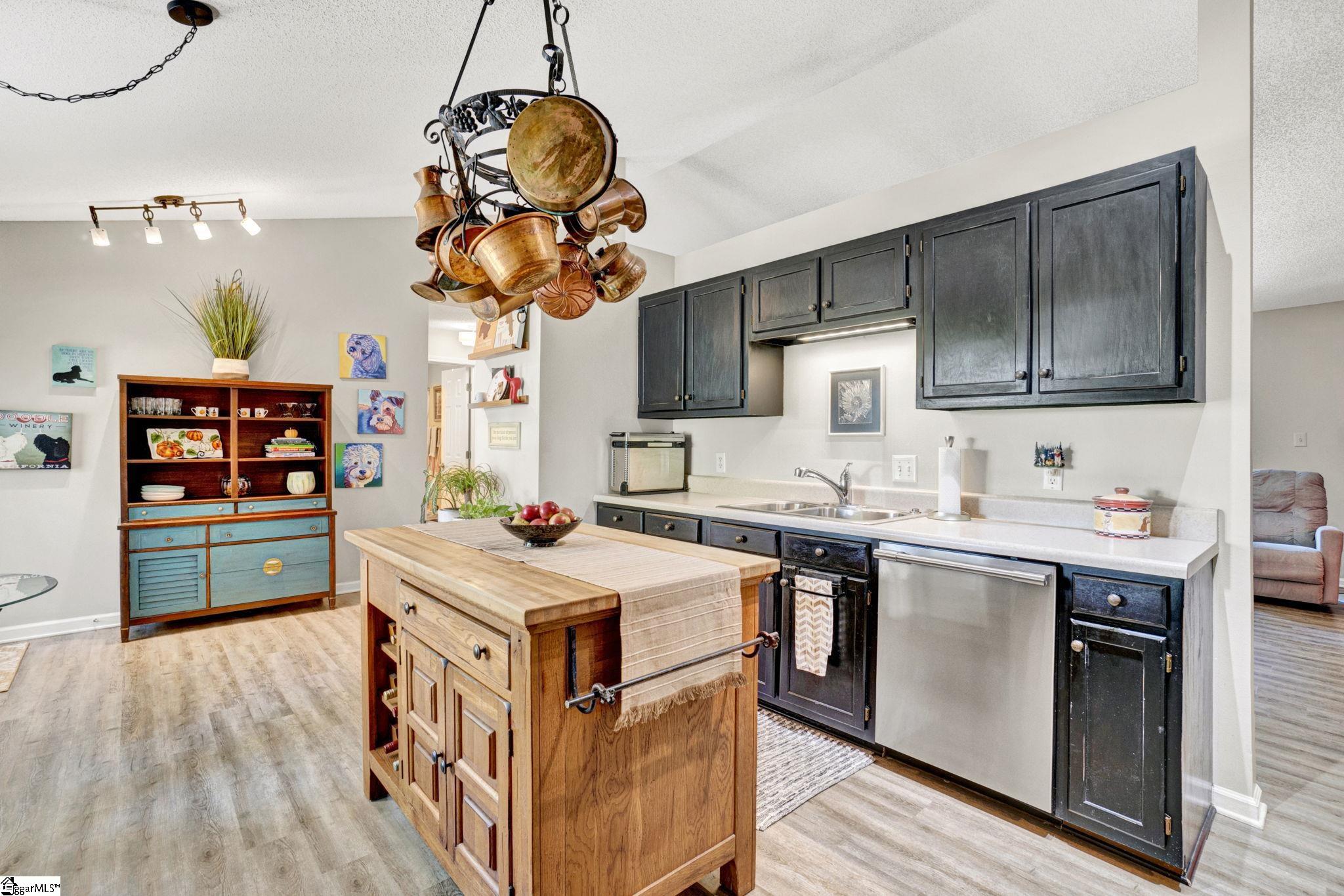 5 Rutgers Way Mauldin, SC 29662