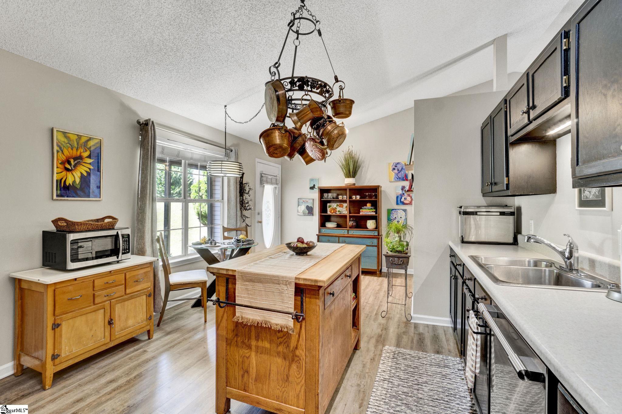 5 Rutgers Way Mauldin, SC 29662