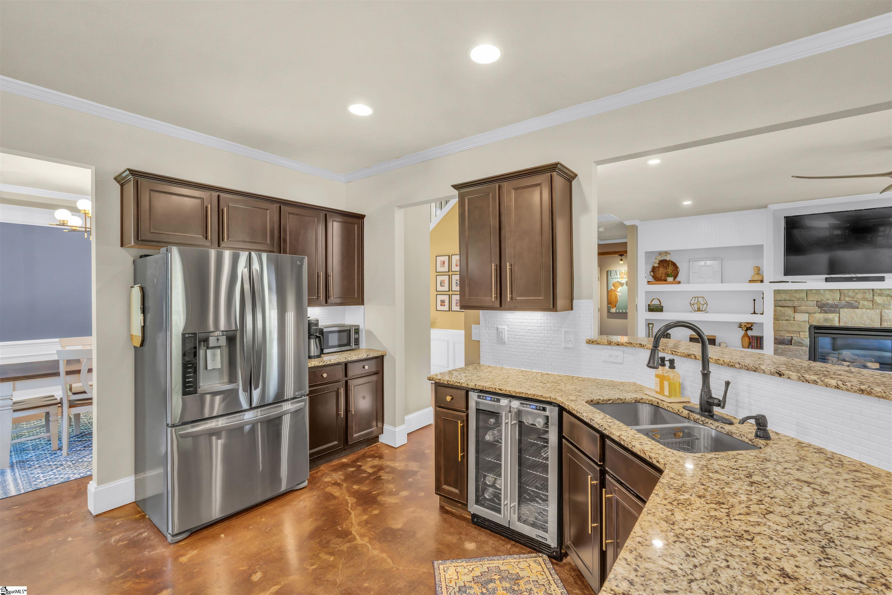 49 Scotts Bluff Drive Simpsonville, SC 29681