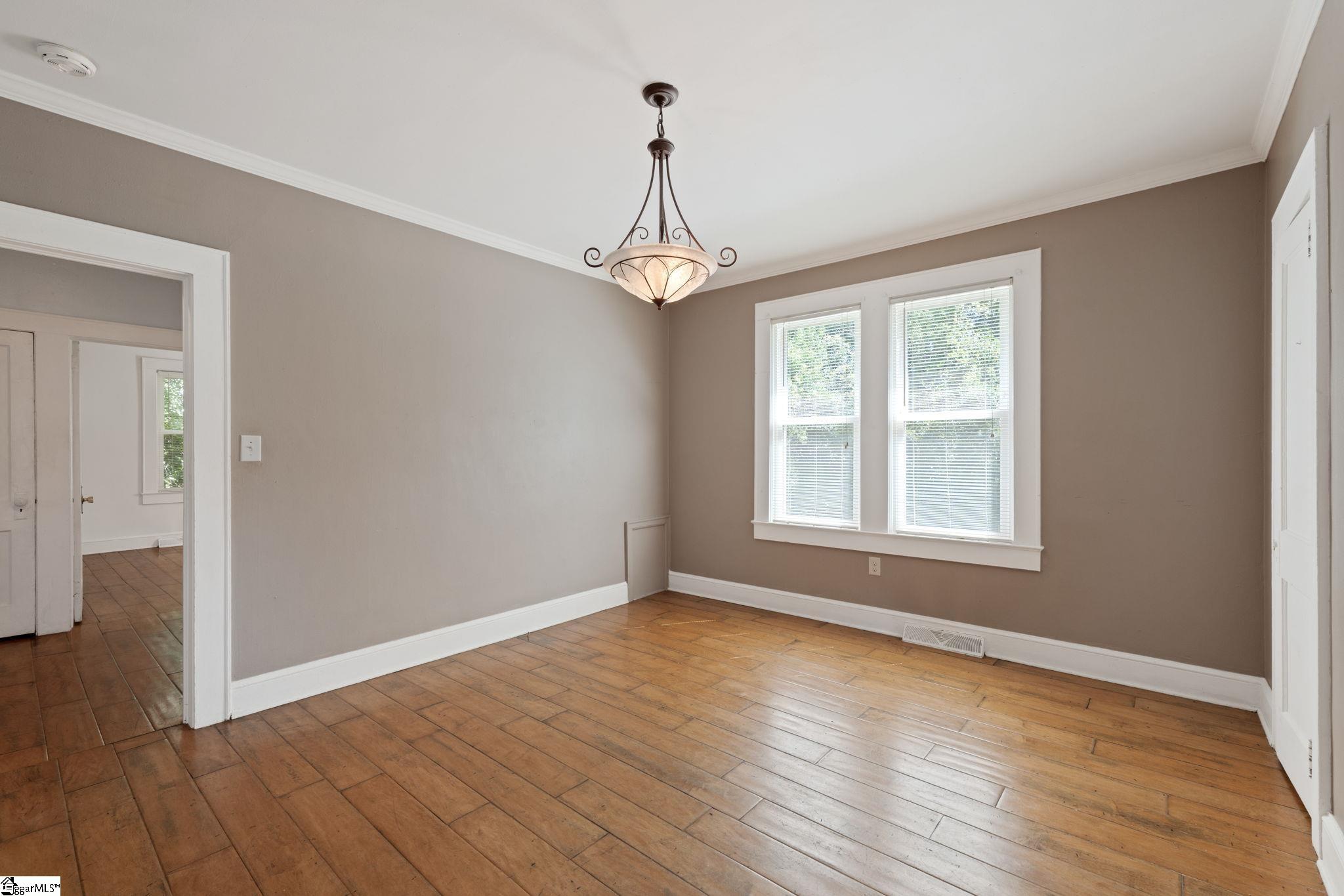 514 N Broad Street Clinton, SC 29325