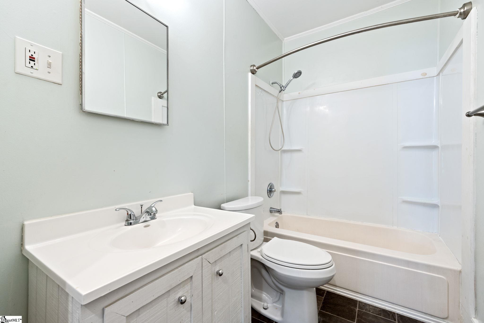 514 N Broad Street Clinton, SC 29325