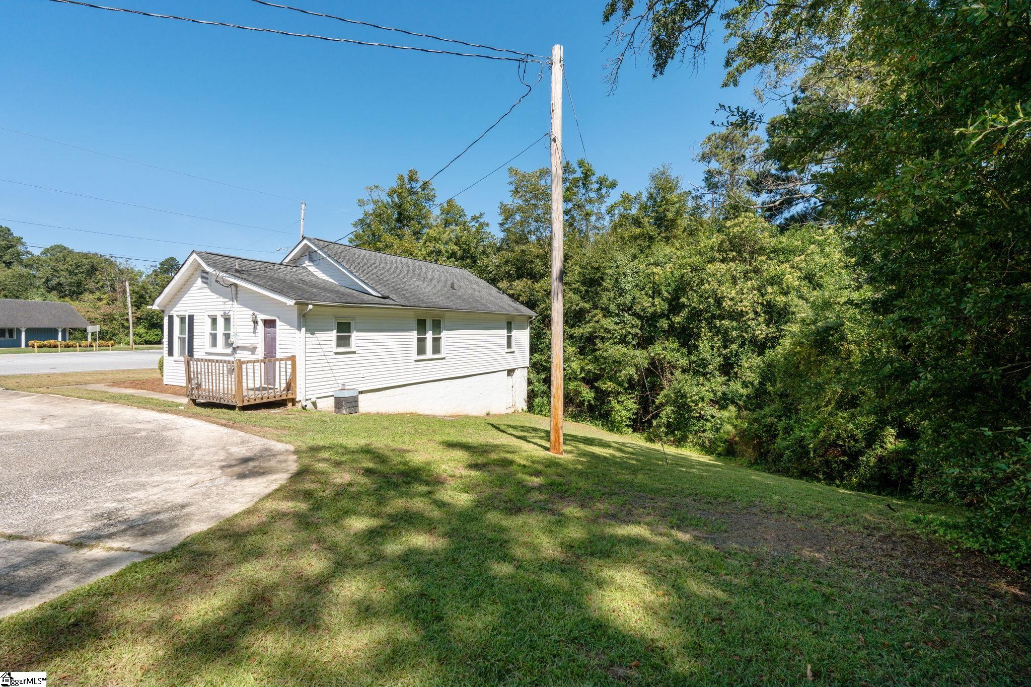 514 N Broad Street Clinton, SC 29325