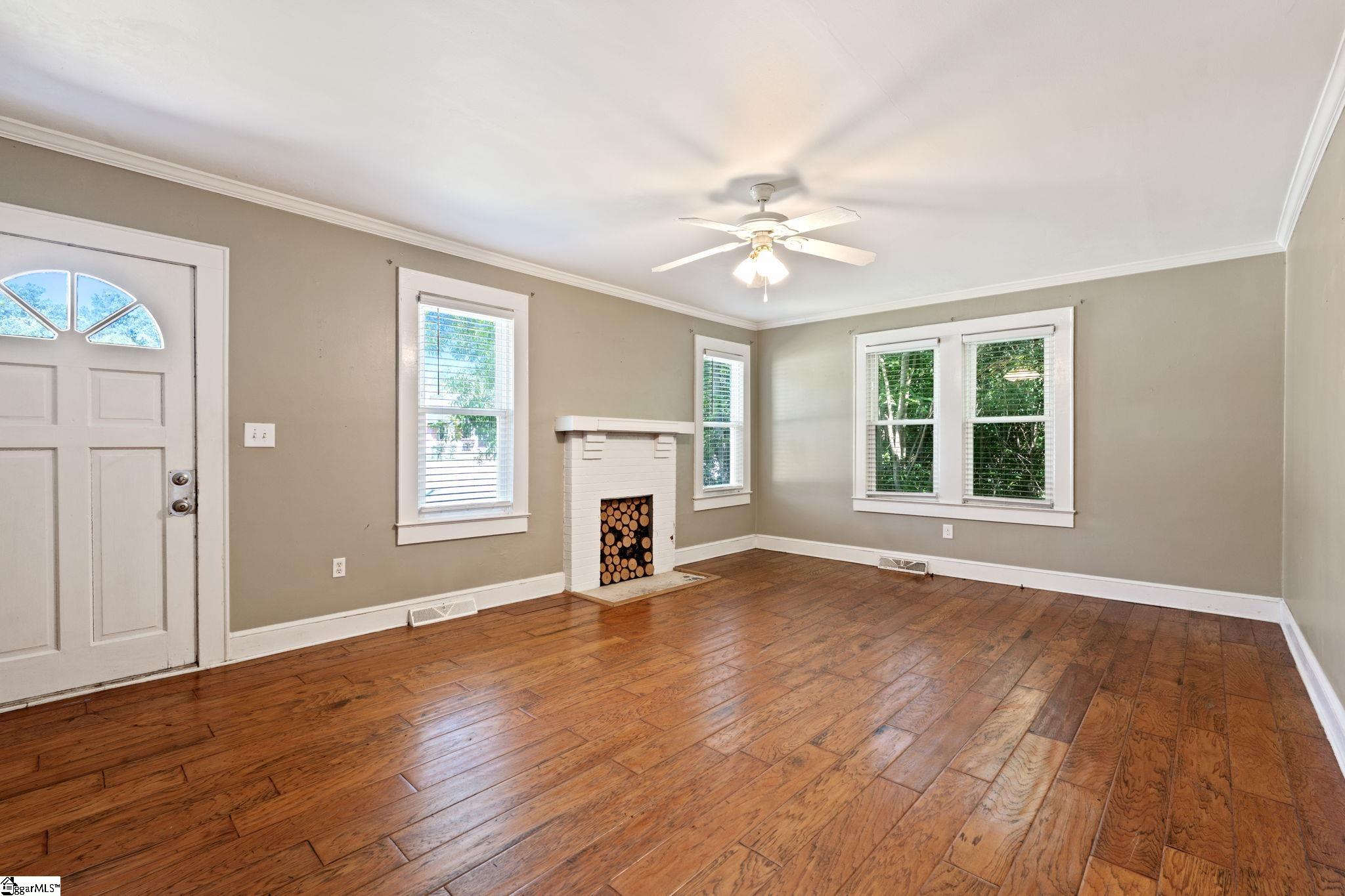 514 N Broad Street Clinton, SC 29325