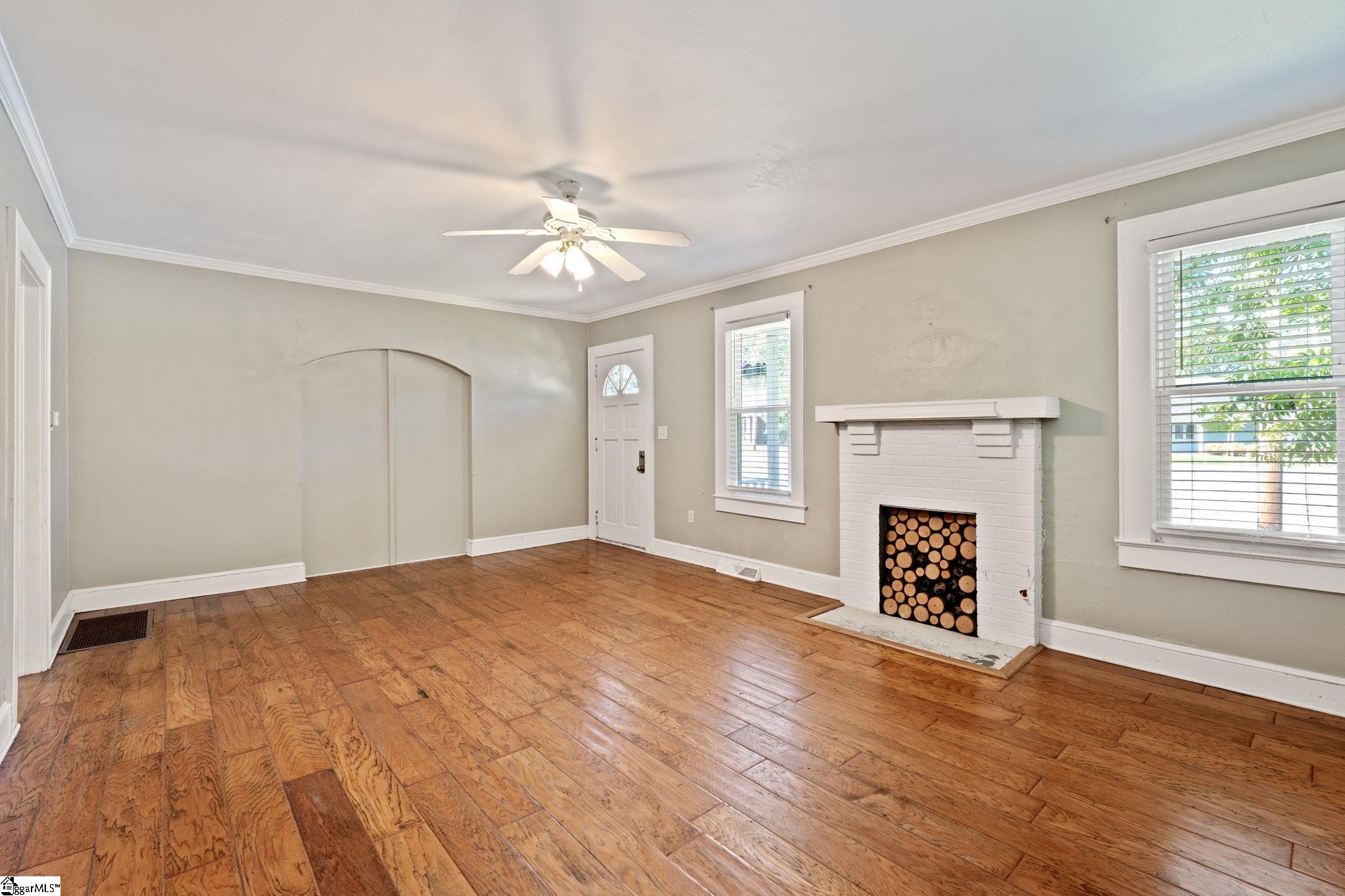 514 N Broad Street Clinton, SC 29325
