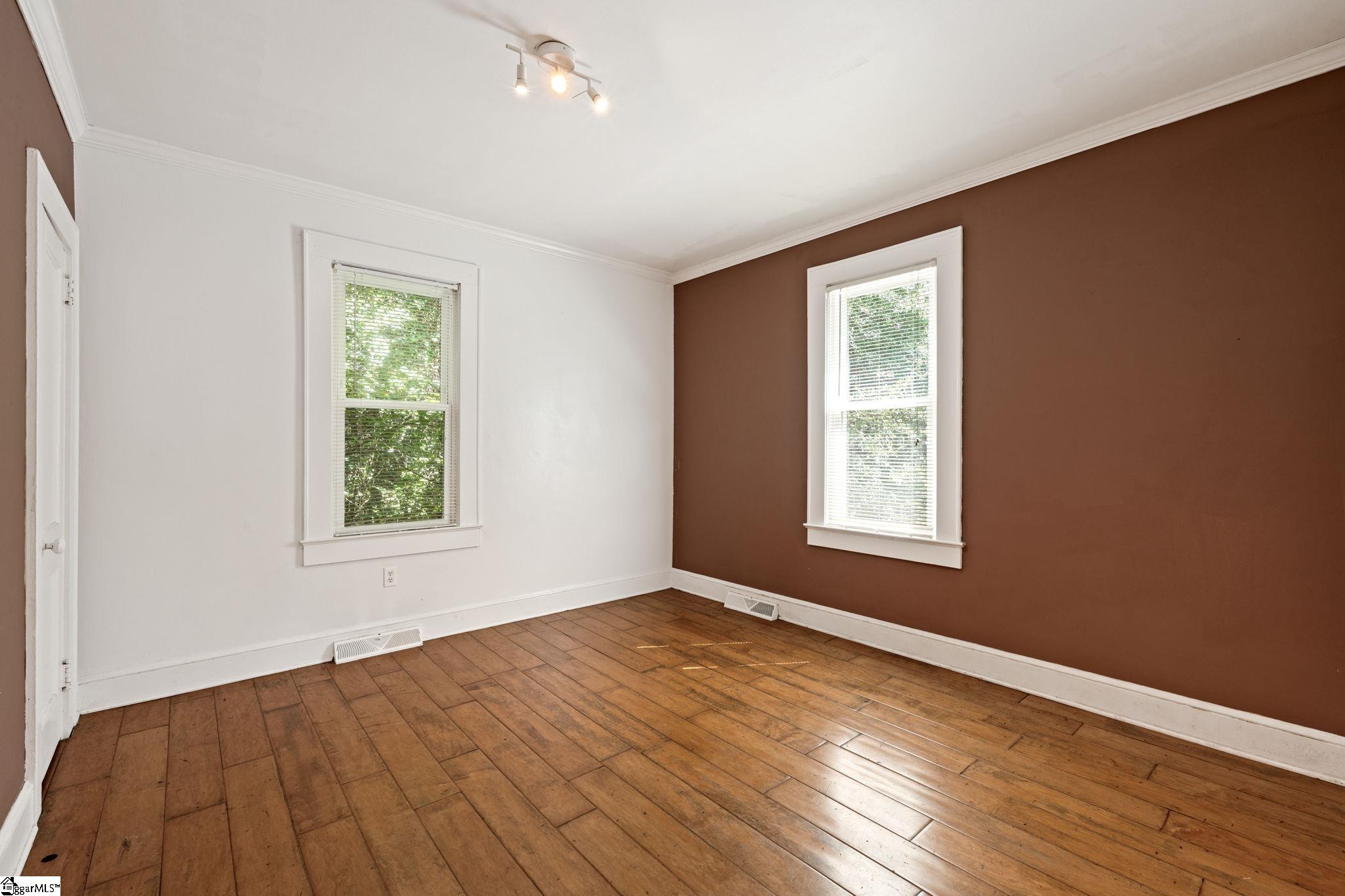 514 N Broad Street Clinton, SC 29325