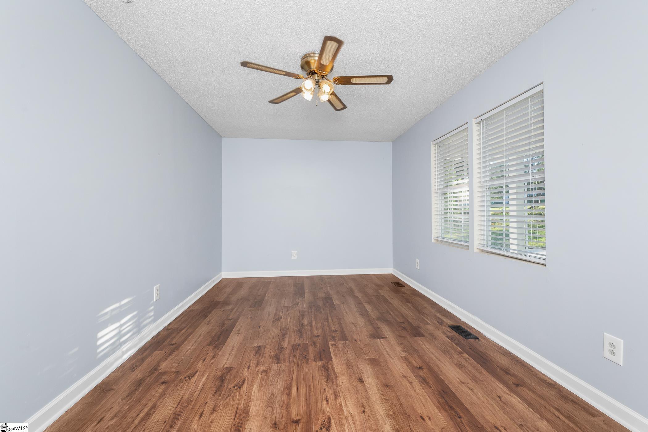 861 Pinecrest Street Woodruff, SC 29388