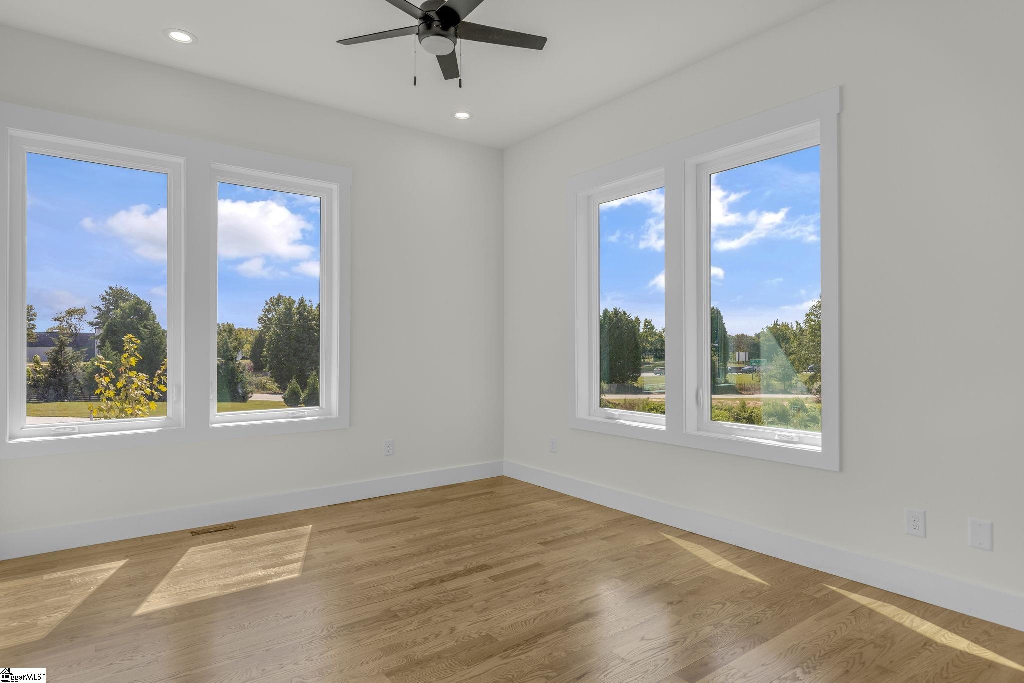 48 Village Crest Drive Greenville, SC 29607