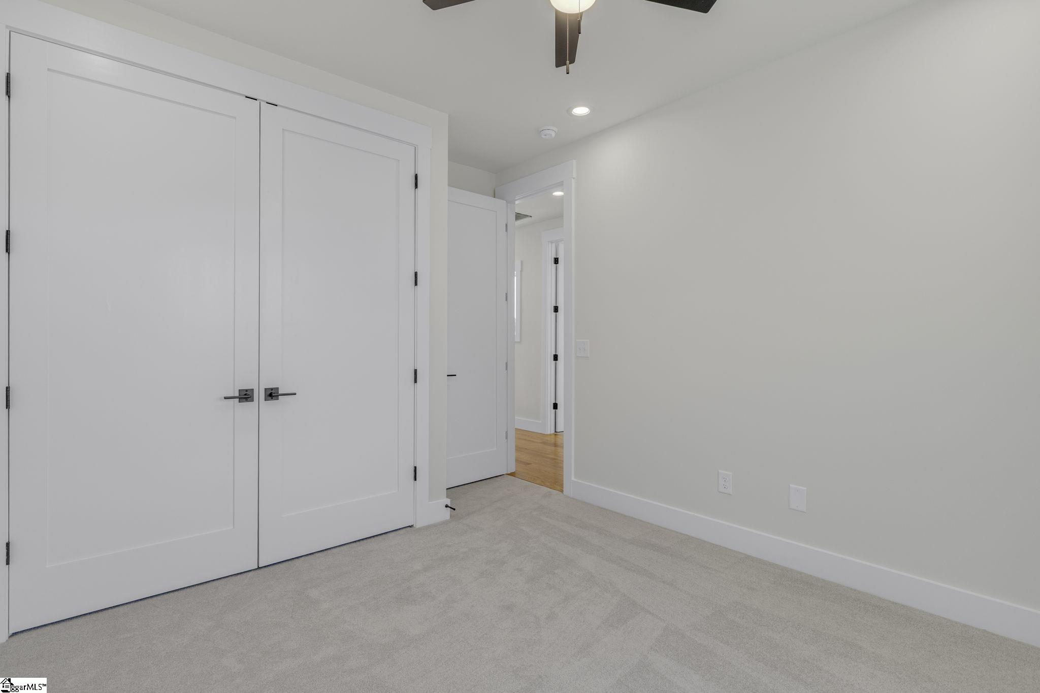 48 Village Crest Drive Greenville, SC 29607